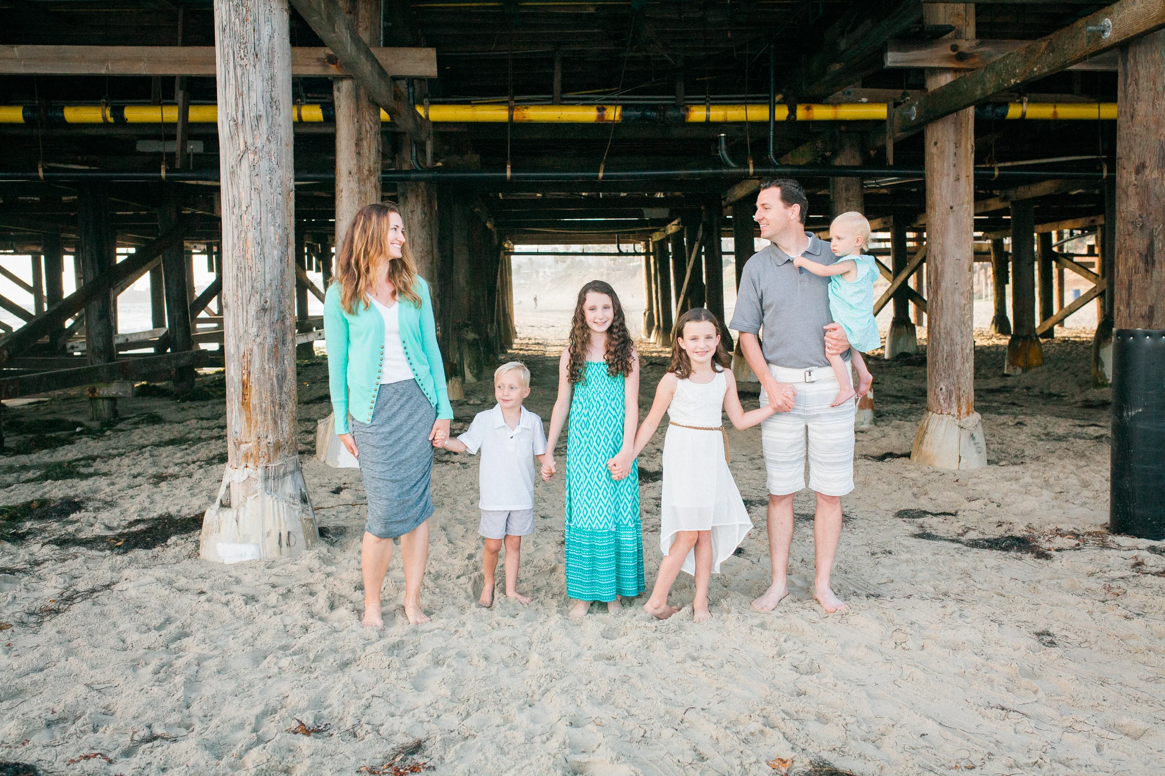pacific-beach-family-session-3.jpg