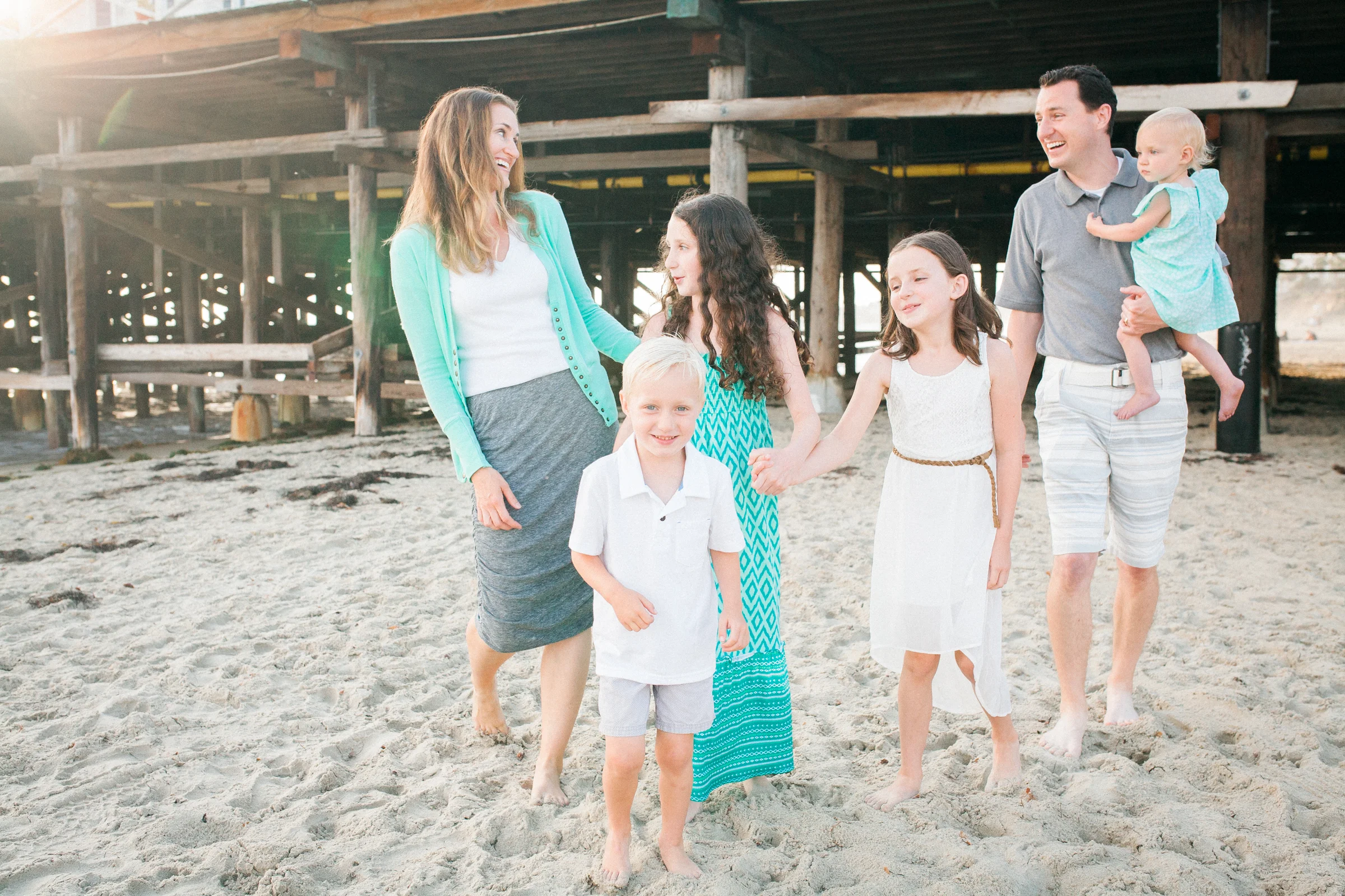 pacific-beach-family-session-4.jpg