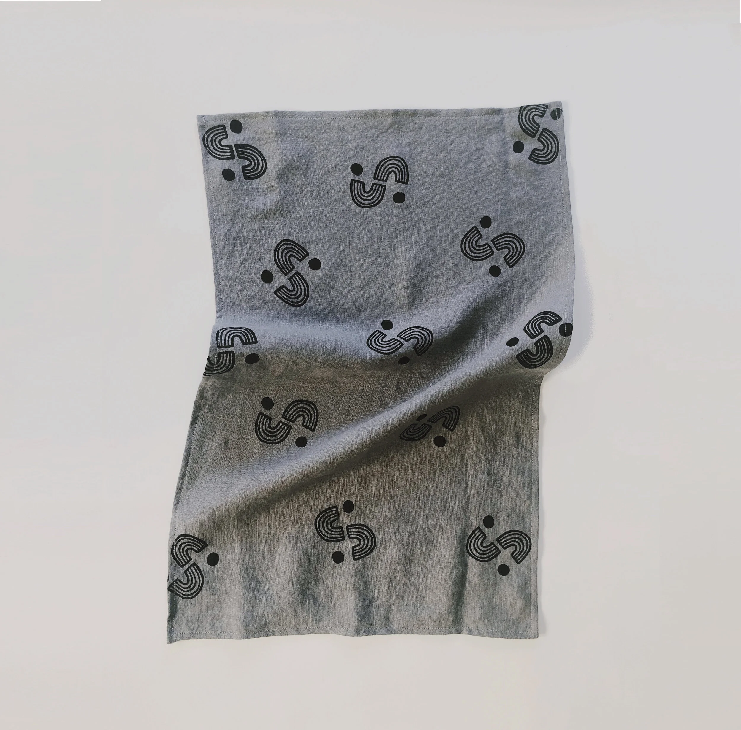 ARCHES - gray + black