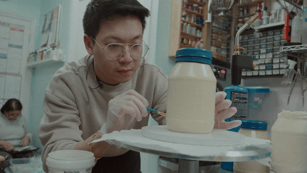 Miko from NETFLIX "IS IT CAKE, TOO?" Creating a MAYONNAISE JAR CAKE for my SPEC COMMERCIAL