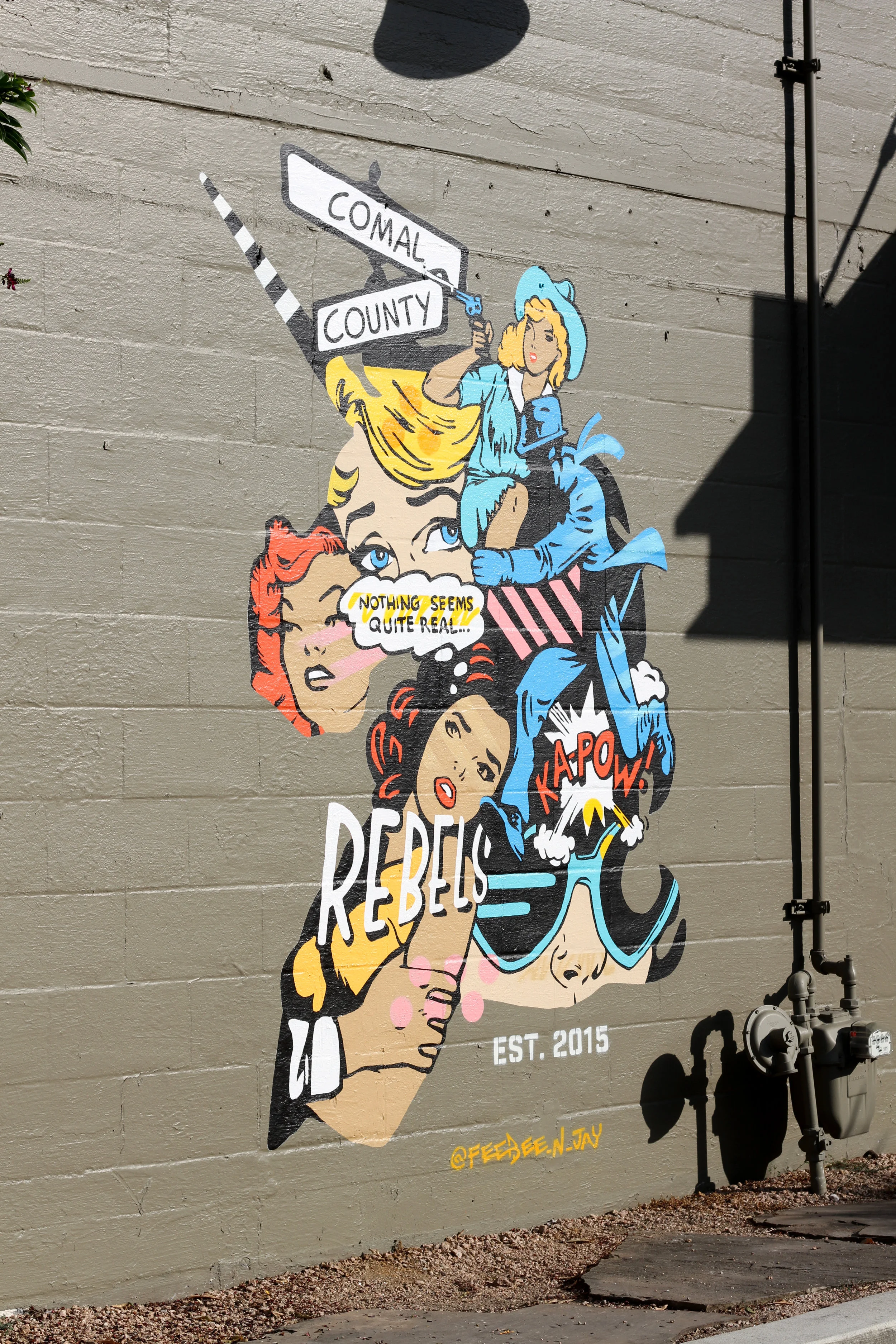 comal mural left side.jpg