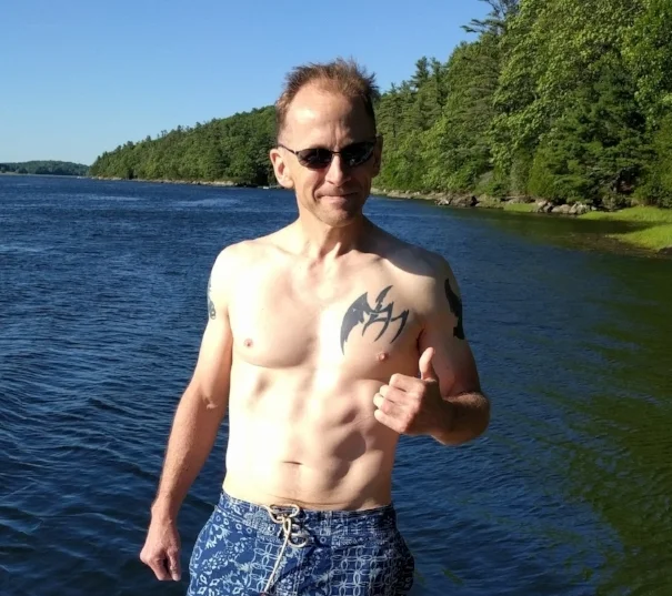 2018 - 45 yrs old. Eating Ice Cream every day.