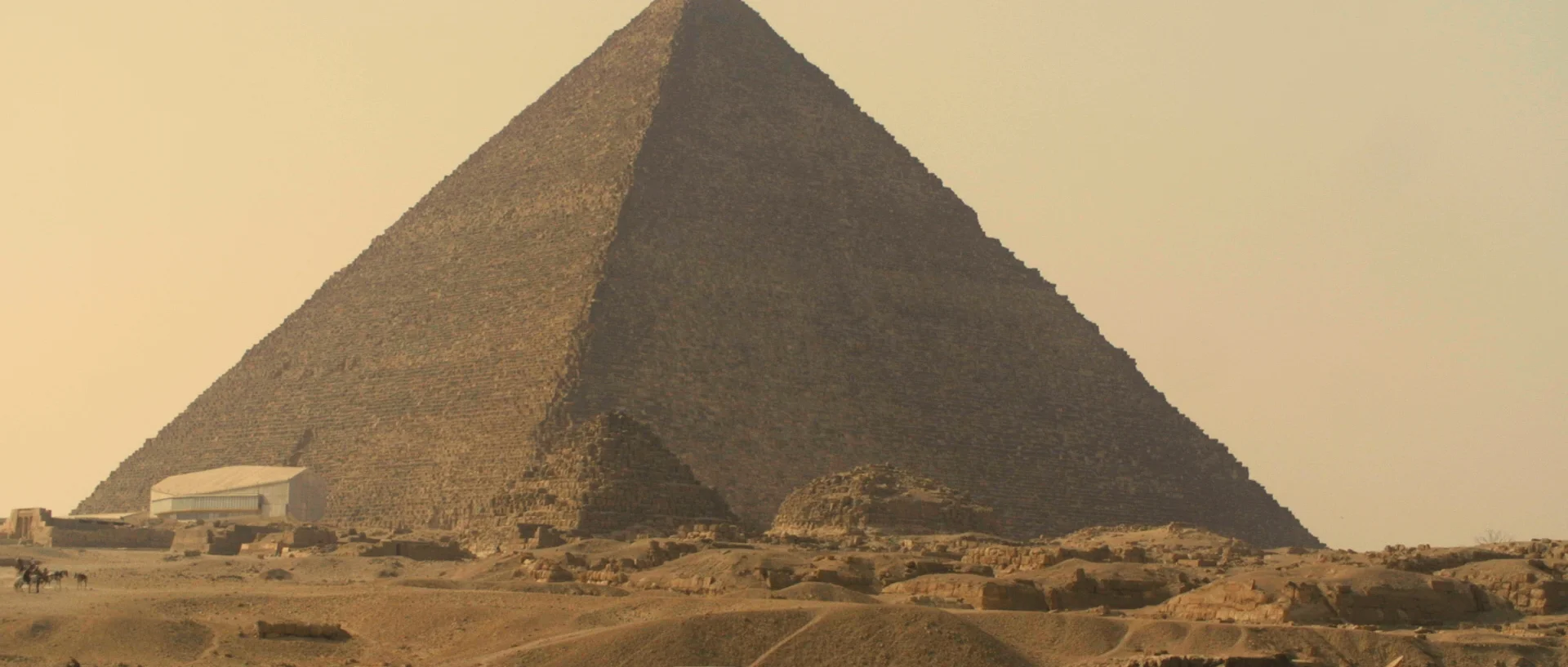 Color Grading - SAHARA AL ARAB - MY LAND.MY MUSIC