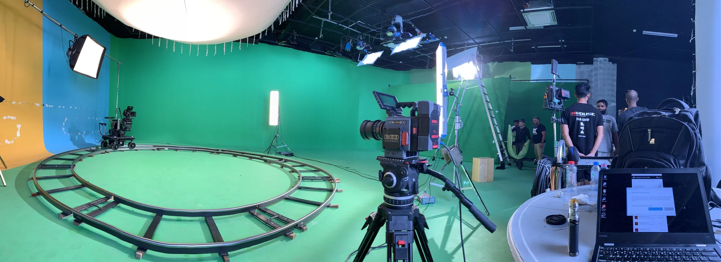 How to create stunning music video in low budget?