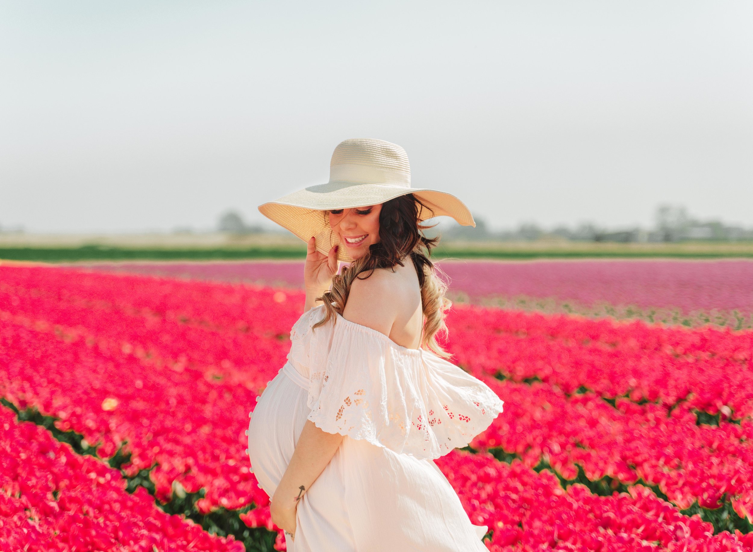  ramstein kmc maternity photography in tulip fields in Netherlands 