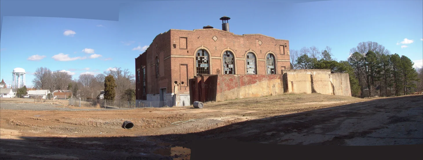 Abandoned Brick Building 01.jpg