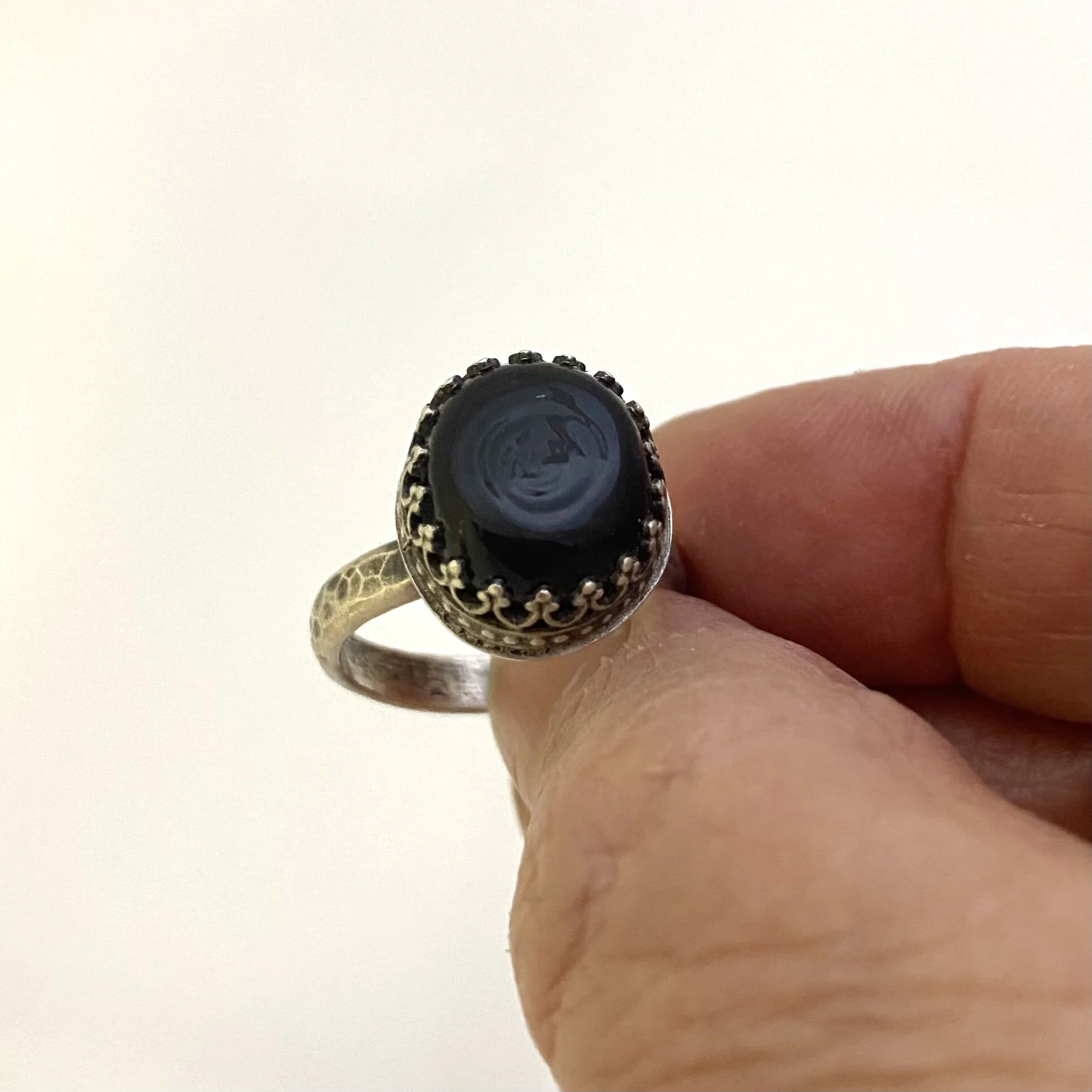 D4073F86-86A8-42AD-BA11-81251875E11D