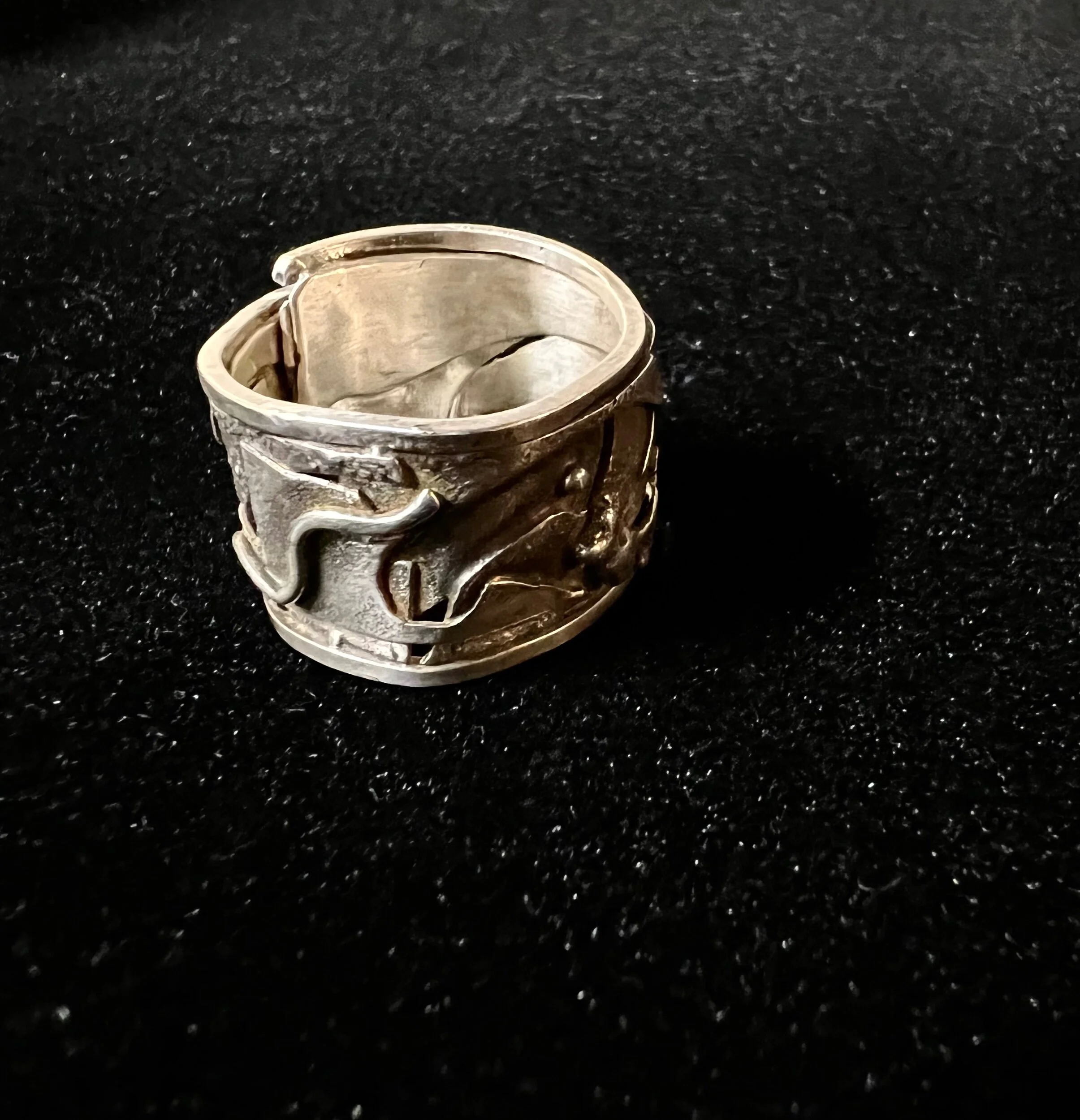 2FC91B69-8A03-4353-9626-0B25B2685E8C