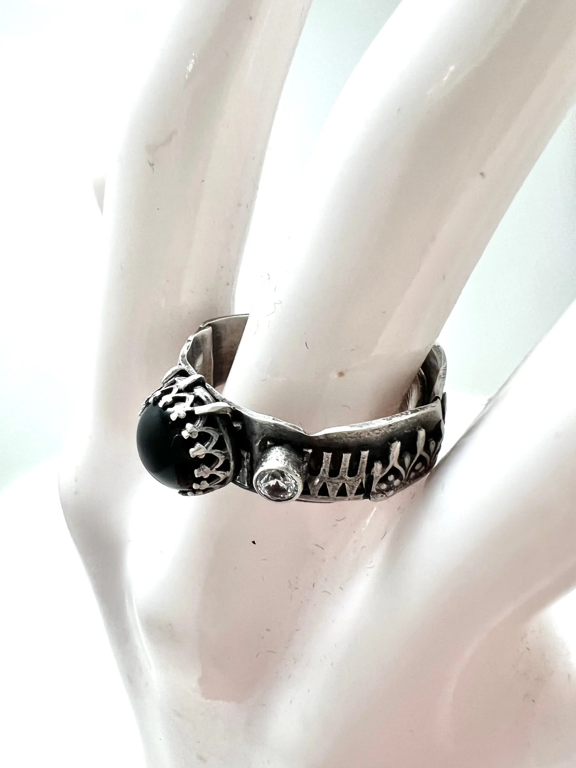 A7F0609E-3F5C-4424-8BF4-677D52C28437