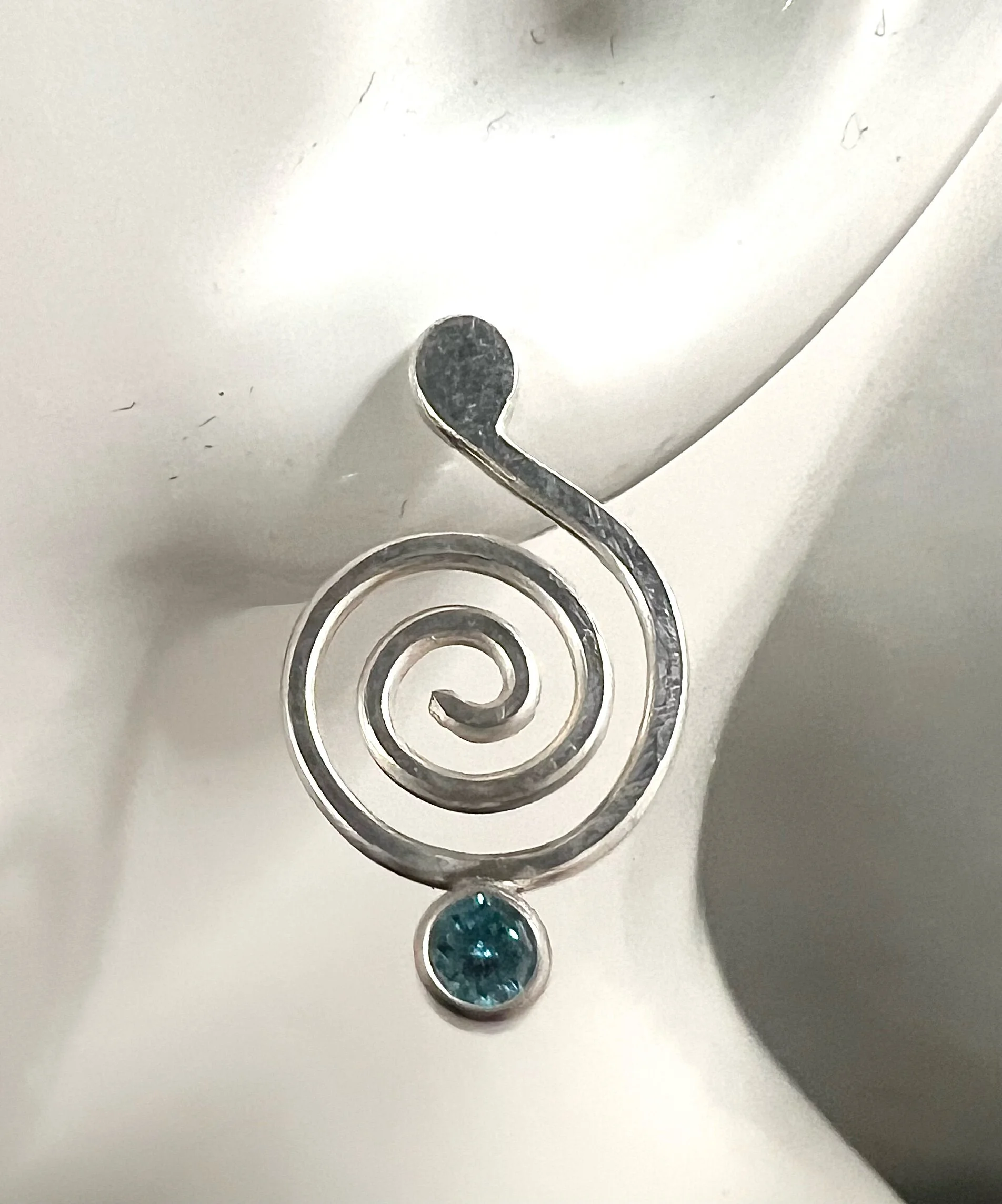 2DAD22BD-6699-4A13-B4CF-6A6B93ECF124