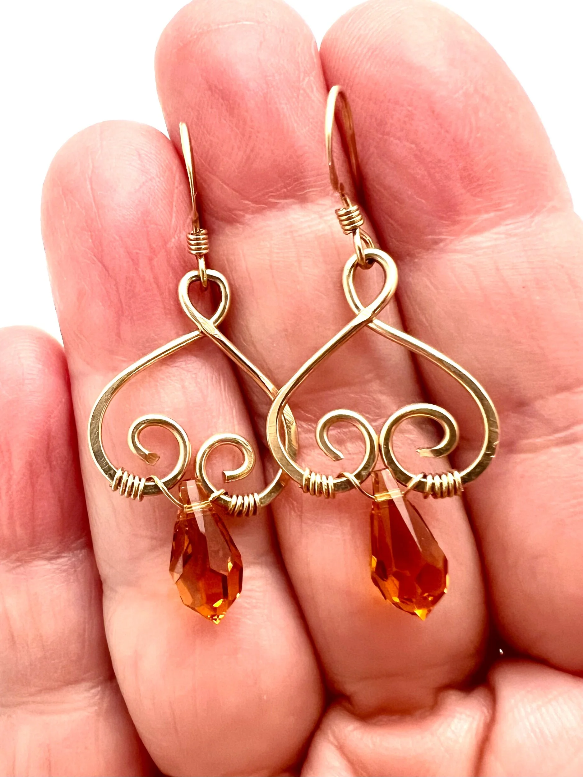 8A325A12-7650-4712-9527-4C7E4EDA6595