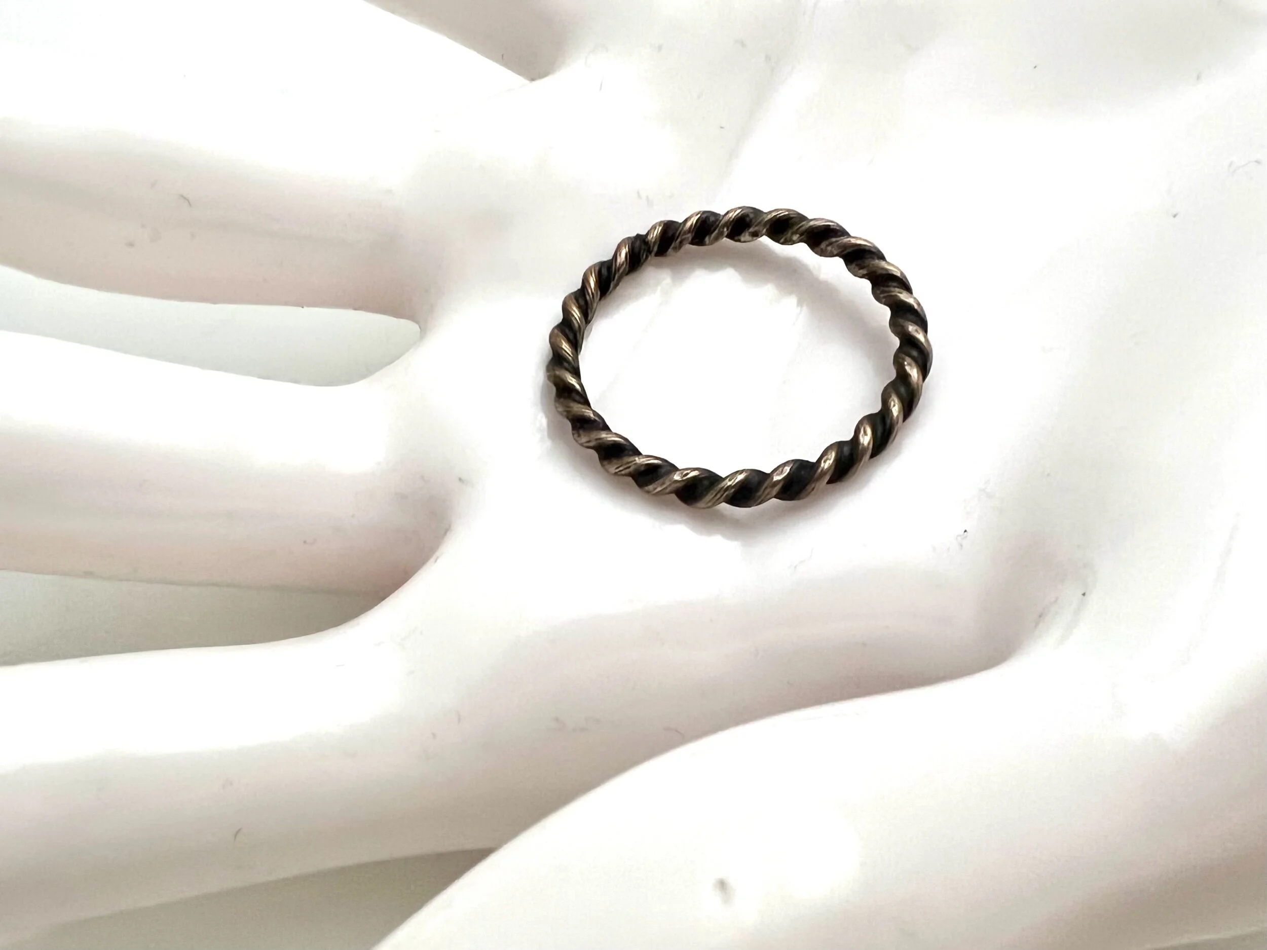 1E01E045-AFBF-43D2-AAE5-56F2180F15C2