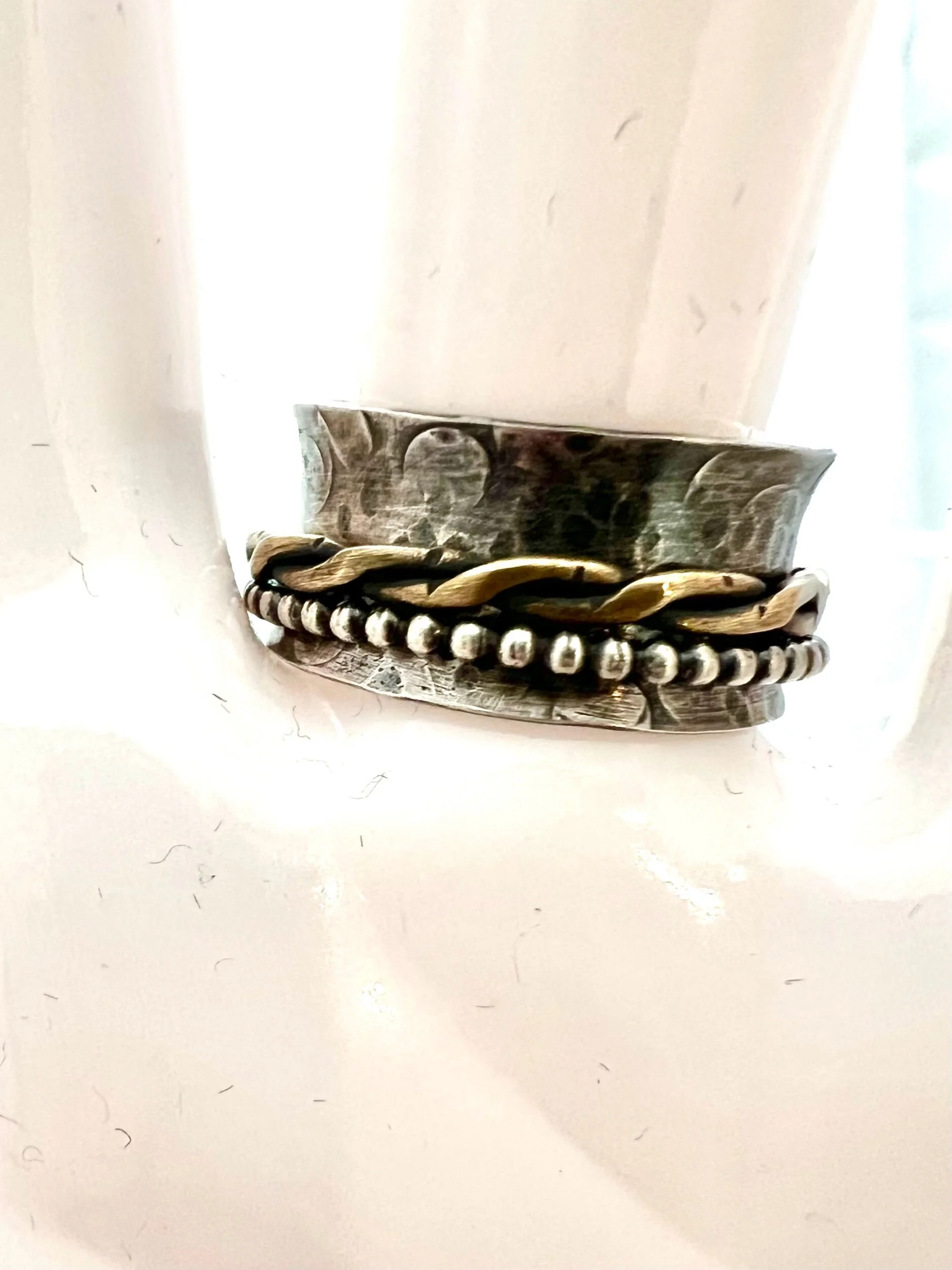 762EEB37-F4BD-4BD9-BFD4-C6DB8C76E576