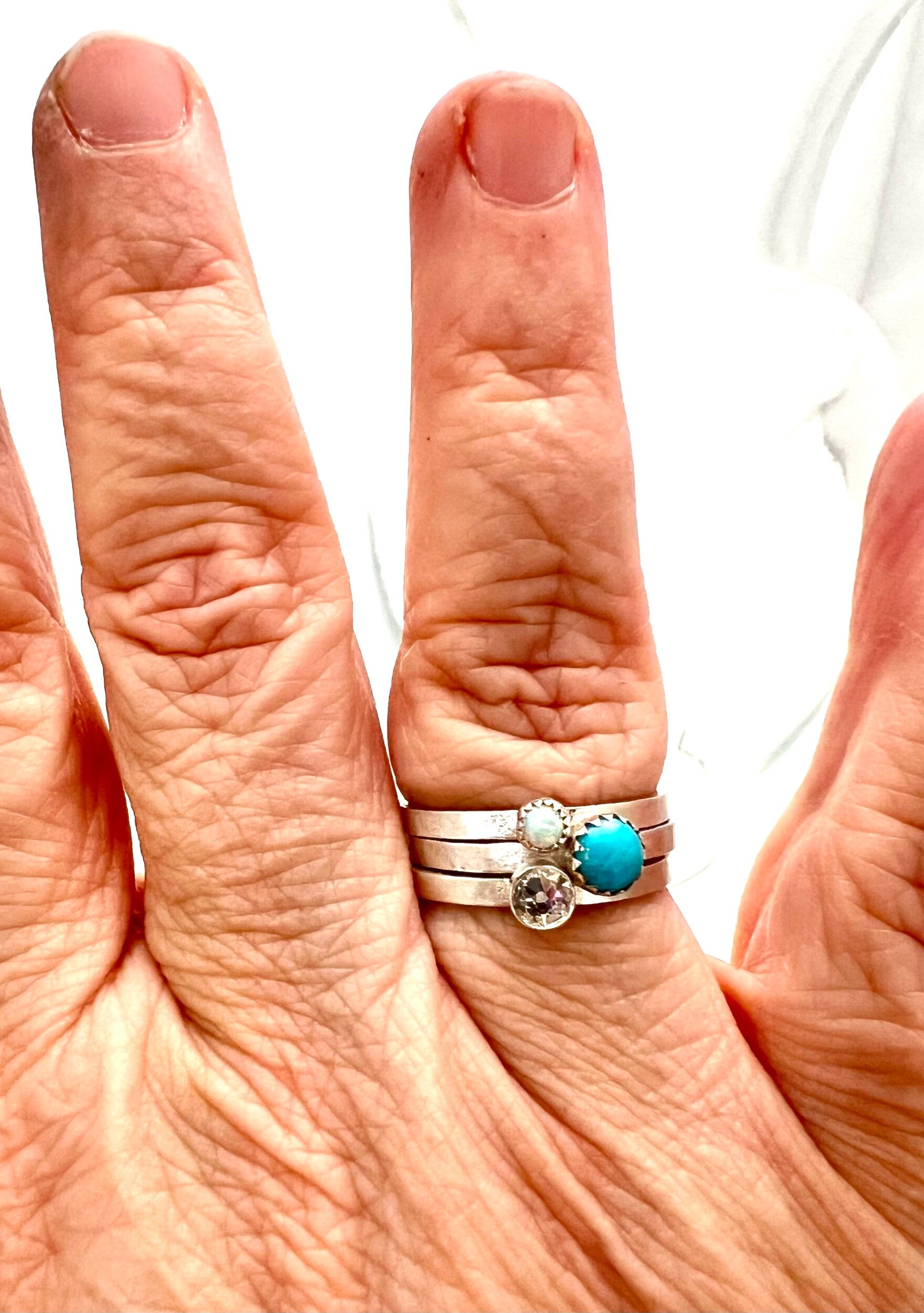 DFD0563F-D6DC-4916-A5A8-9B6DD6732532