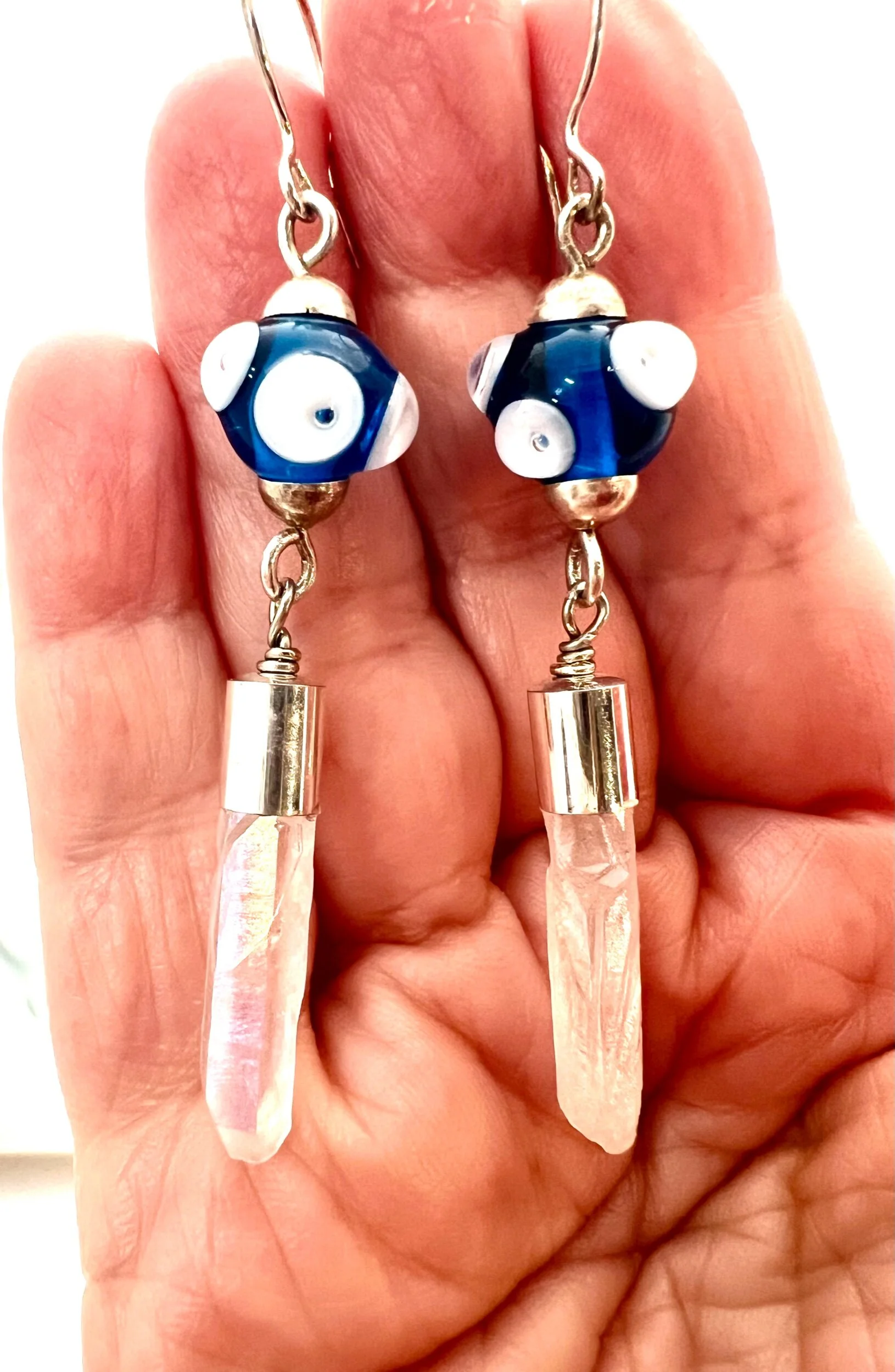 4338BBAA-EC02-475D-8170-1A86679E0FFF