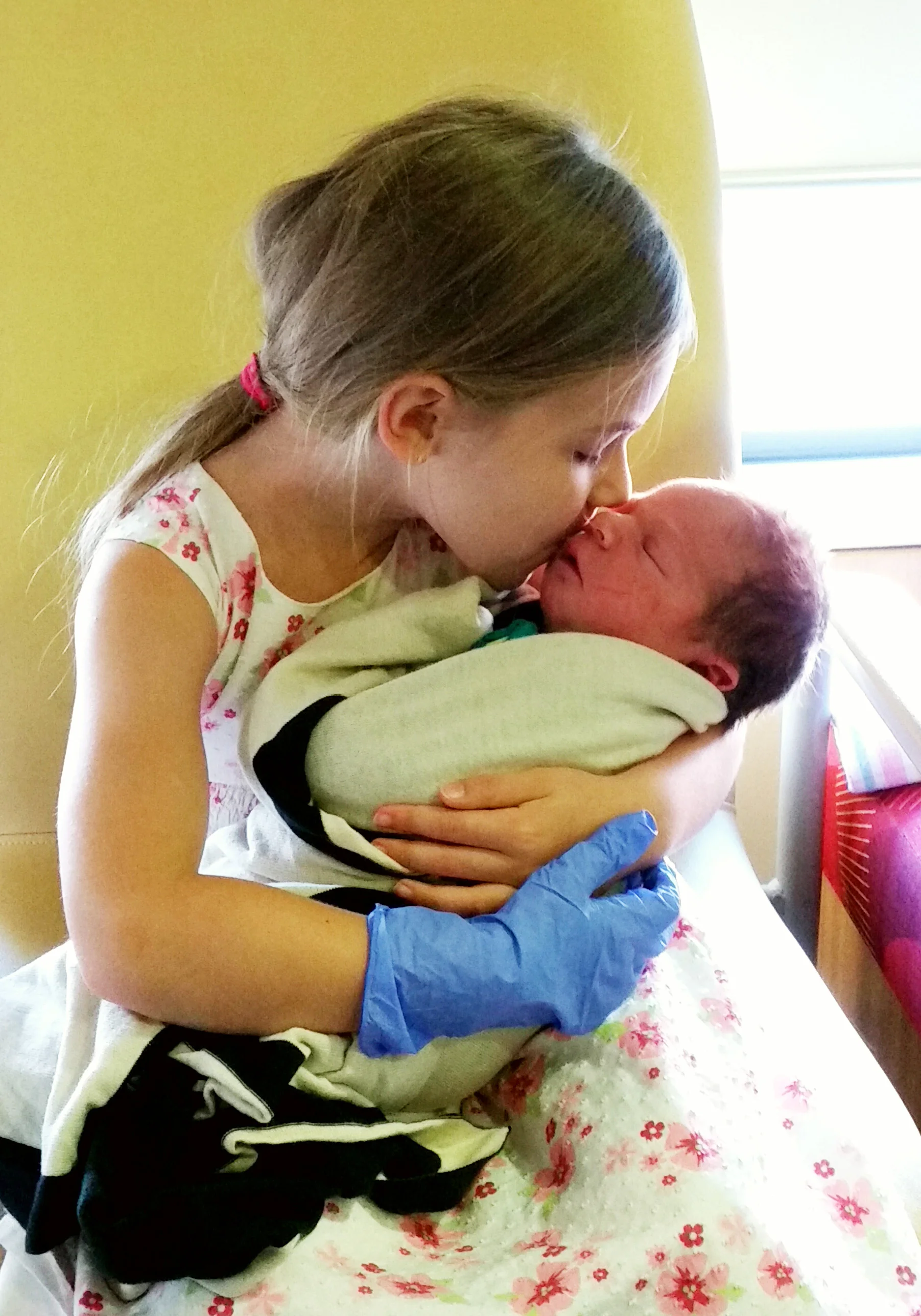 jess-hamilton-baby.jpg