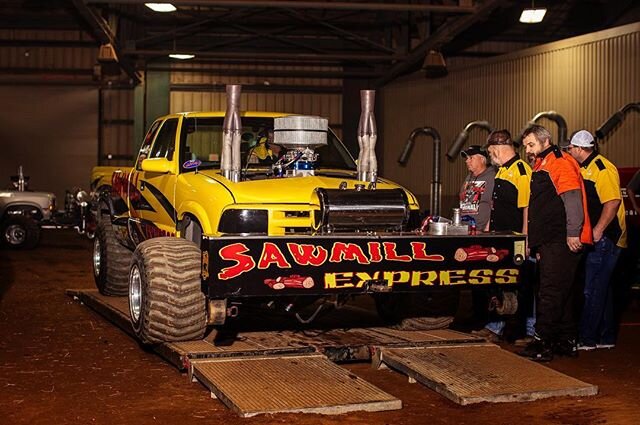 Great weekend  with #southernmotorsports at the southern invitational indoor truck and tractor pull. Thank you to @mrs._dhm for another great event.  #dieseltrucks #diesellife #diesel #truckpulls #tractorpulling #tractor #documentaryphotography #come