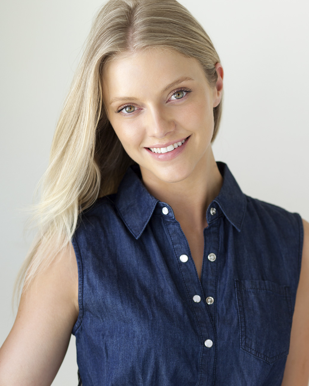 Elle-LR-8786.jpg
