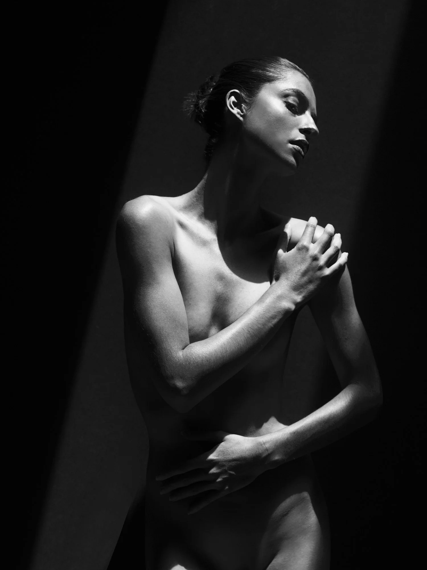 CarlaBW2Crop-9x12-1005.jpg
