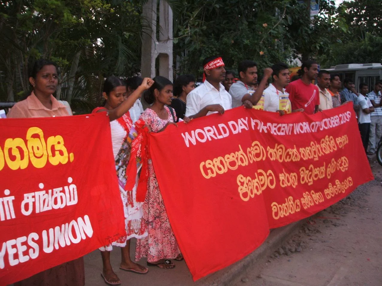 Plans to impose a Rs 10,000 Minimum wage: Will it improve welfare?