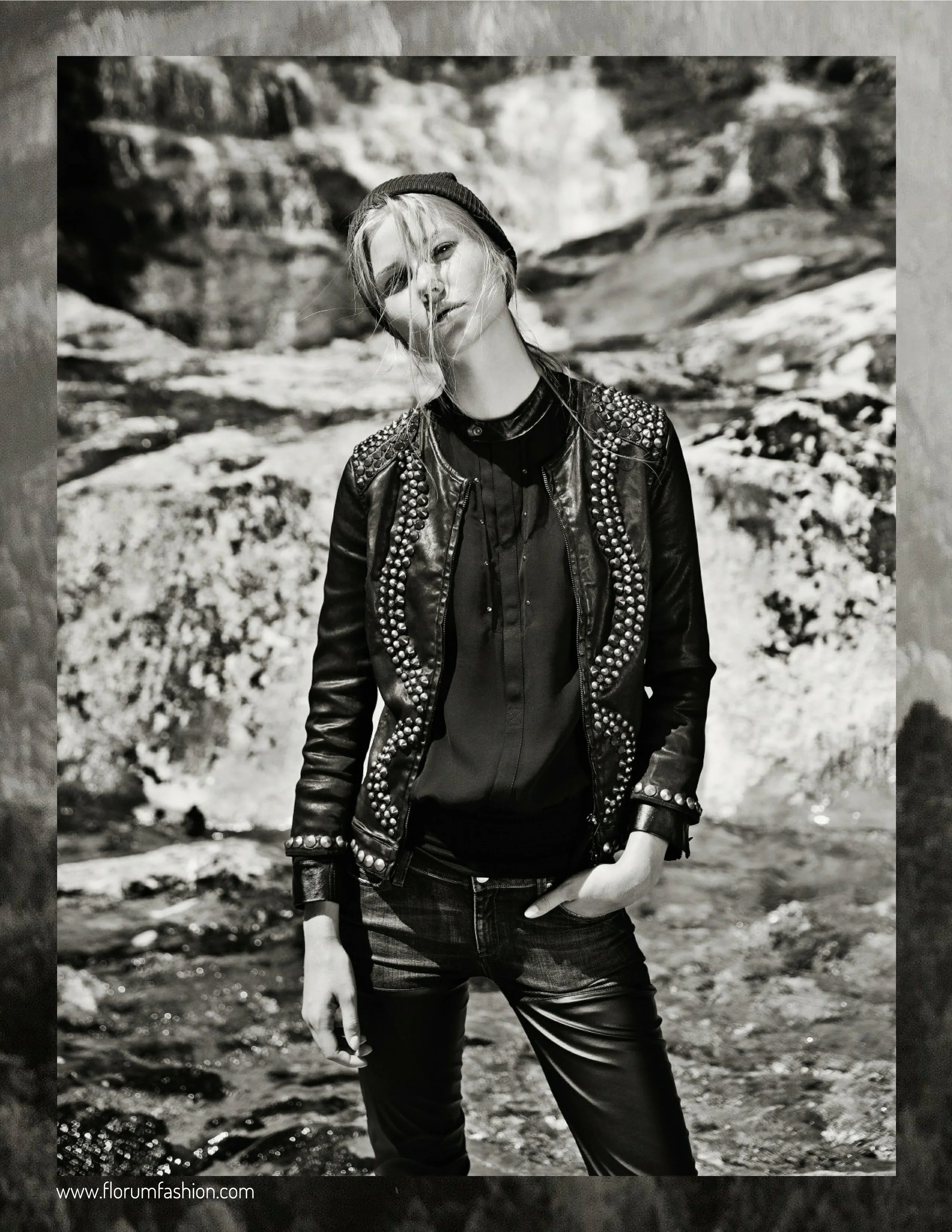 Green Fashion Editorial photographed by Heiko Laschitzki Java Models Munich Models Florum Fashion Magazine