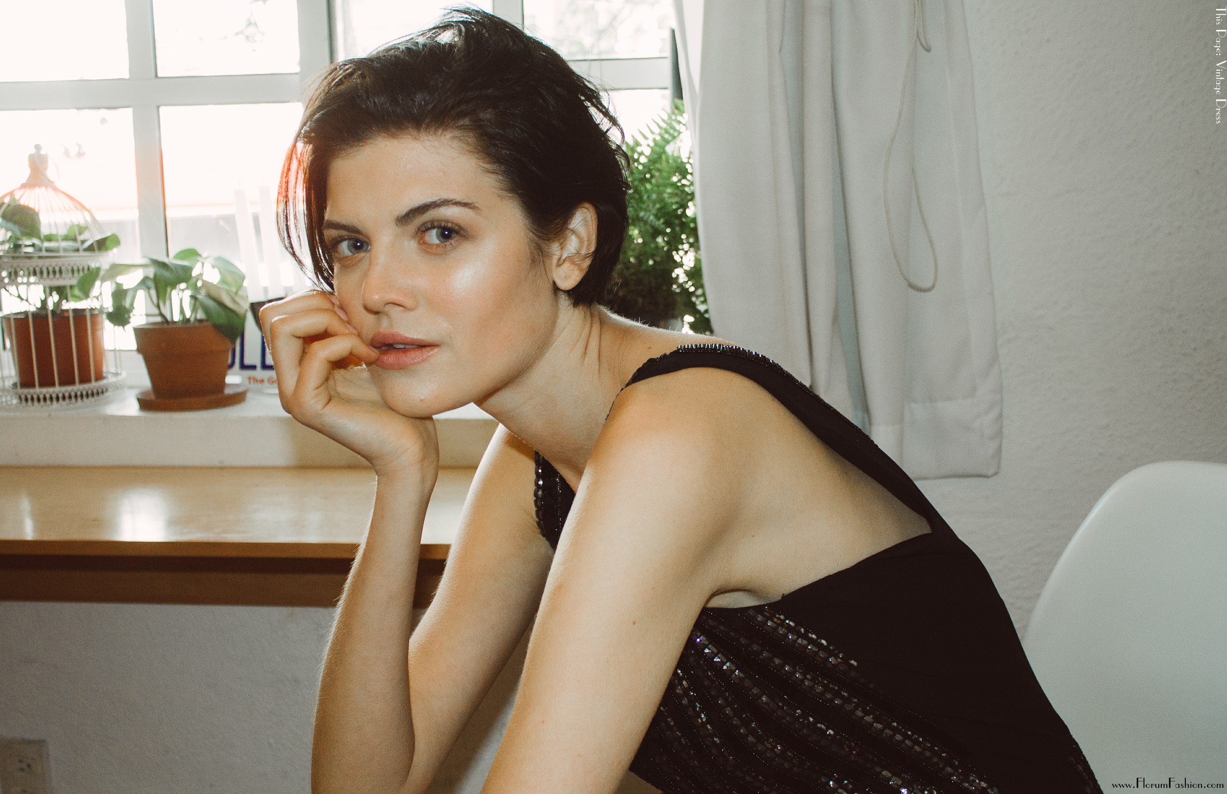 Home Alone - Florum Fashion Magazine -Photographed by Noel Higadera - Victoria of Pargon Managemnt - Styled by Diego Ibañez