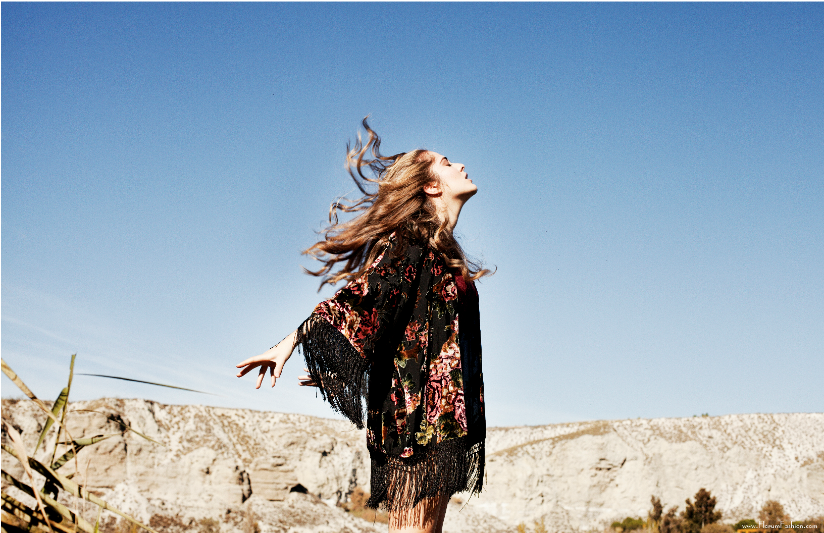 Make Me Fade - Webitorial - Florum Fashion Magazine - Laura Galey - Celia Garcia - Lorena del Campo - Vintage Boho Fashion