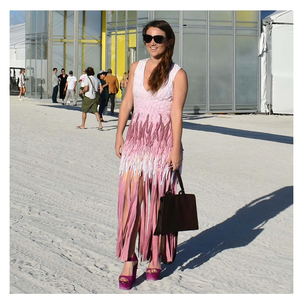 NOELLE LYNNE EDITOR IN CHIEF OF FLORUM FASHION MAGAZINE AT SCOPE INTERNATIONAL CONTEMPORARY ART SHOW 2017 WEARING SEA JASPER MADE IN USE PURSE FROM SAMIRA BUCHIN