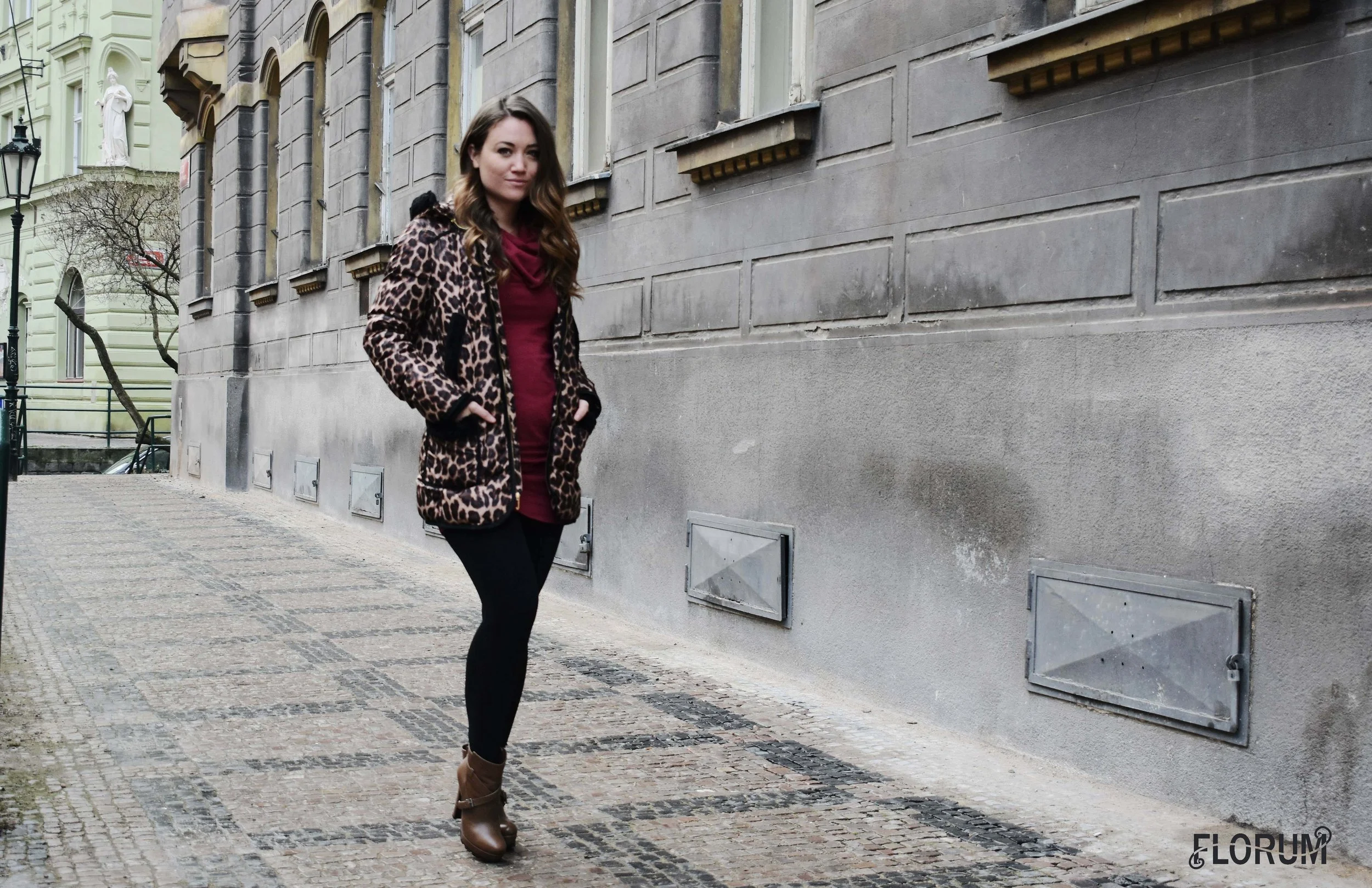 For my visit to The Field resturant in Praha, I choose to wear my new favorite jacket by JUICY COUTURE that I purchased secondhand from THE REAL REAL, a dress by FIG CLOTHING, organic vegan bamboo tights by WE ARE THOUGHT, and&nbsp;platform boots by…