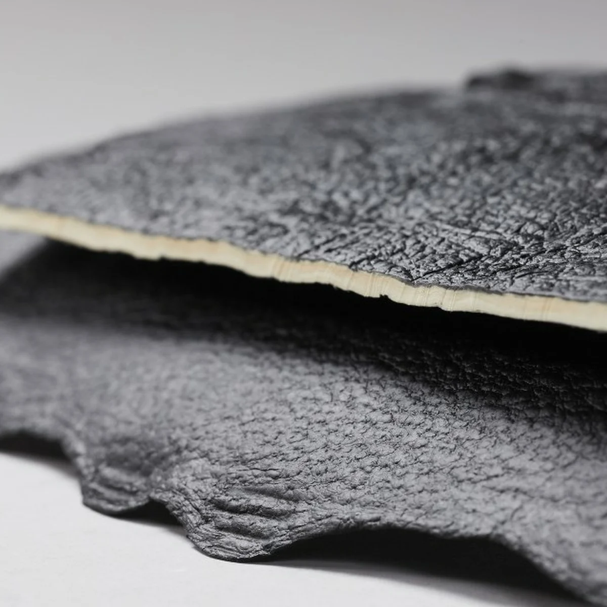 bolt-threads-leather-mushroom - mylo - florum fashion magazine - ethical leather altrnatives - ethical entrepeneur.jpg