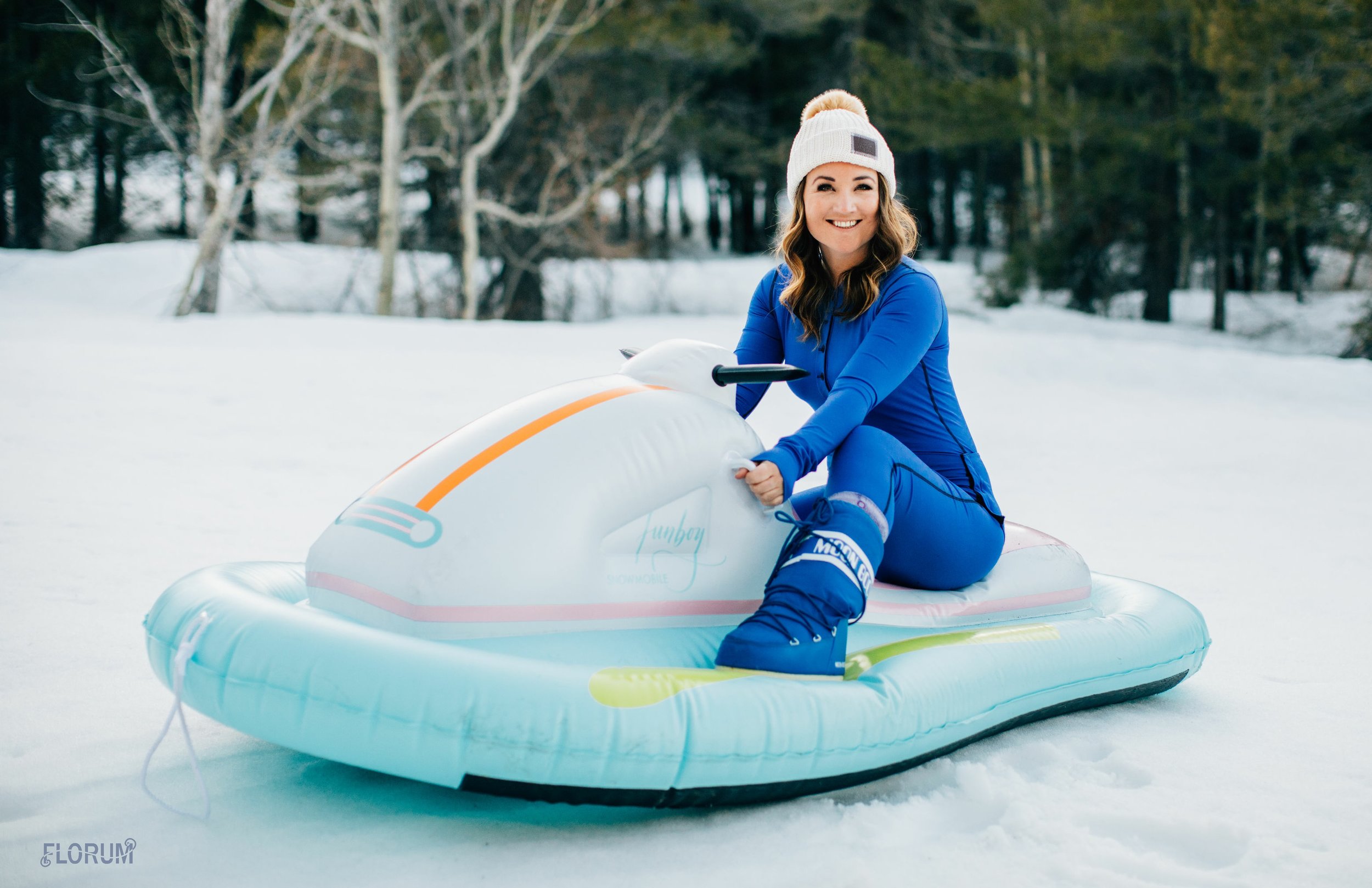 Florum Fashion Magazine - Winter ski snowboard editorial - noelle lynne - female entrepreneur - arbor snowboards - tahoe california - Jessica Lillian Lifestyle Photography09.jpg