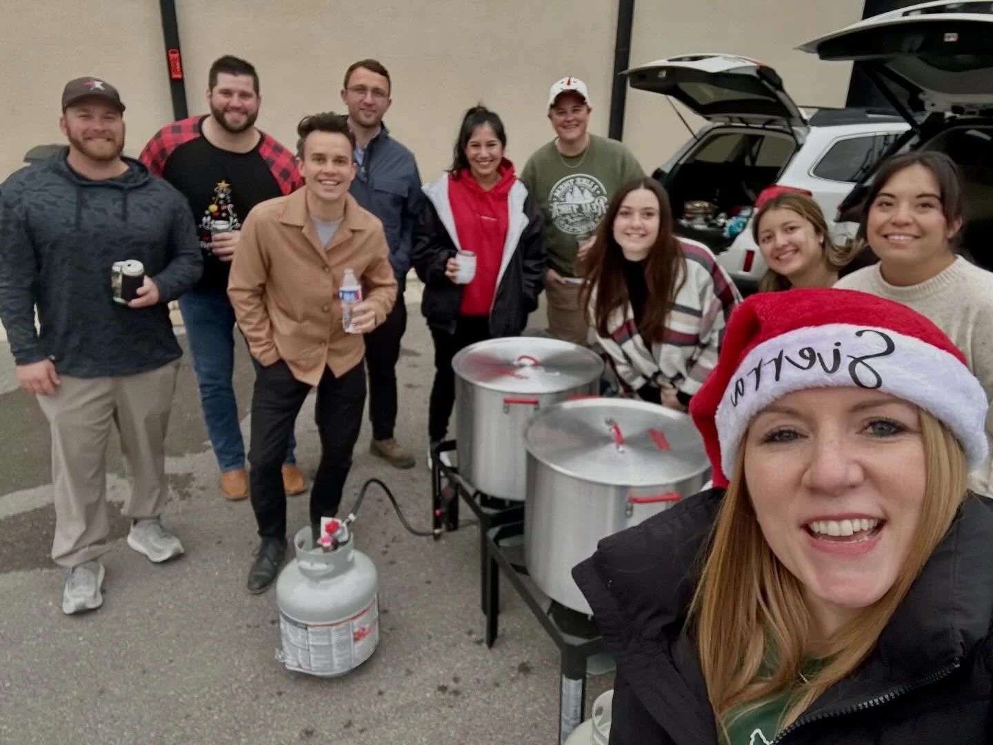 Wassailfest 2025 was full of joy, community, and giving back. 🍎✨
Our wassail stop was a huge success thanks to YOU! 💰Together we raised $1,000 and 53 lbs of food!💰
We&rsquo;re grateful for our volunteers, our amazing co-host @thewildbloommarket an