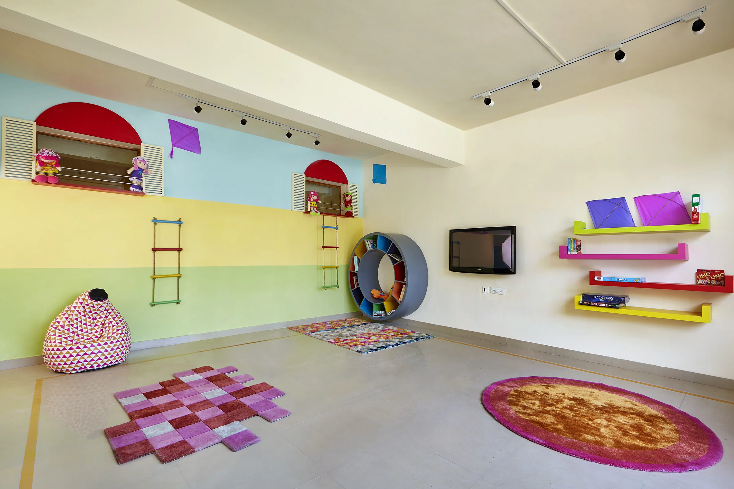 Jr Dormitory - Recreational Room