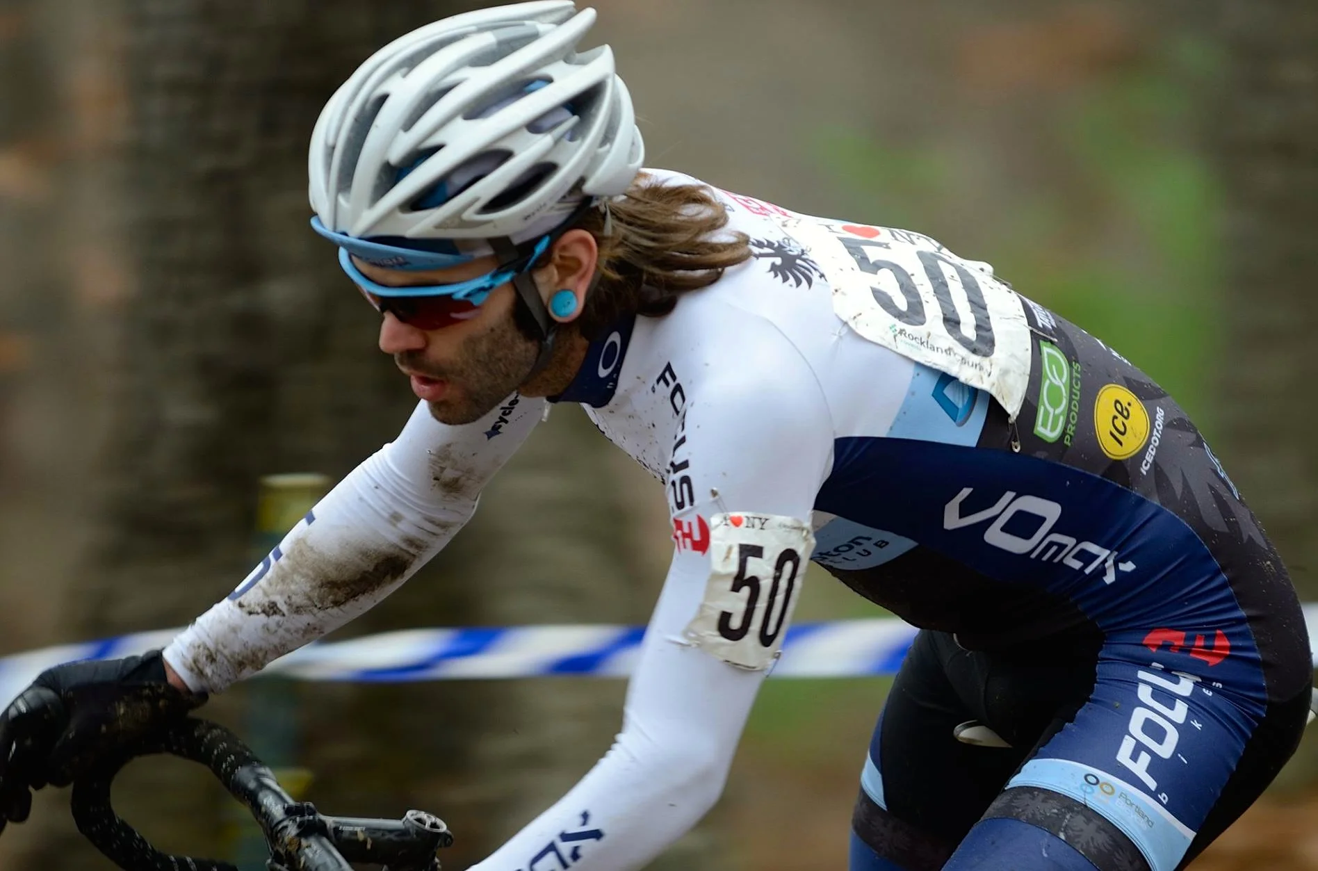 Chris Niesen takes on his first UCI elite men's race at Supercross Cup. Photo by Robert Lai.