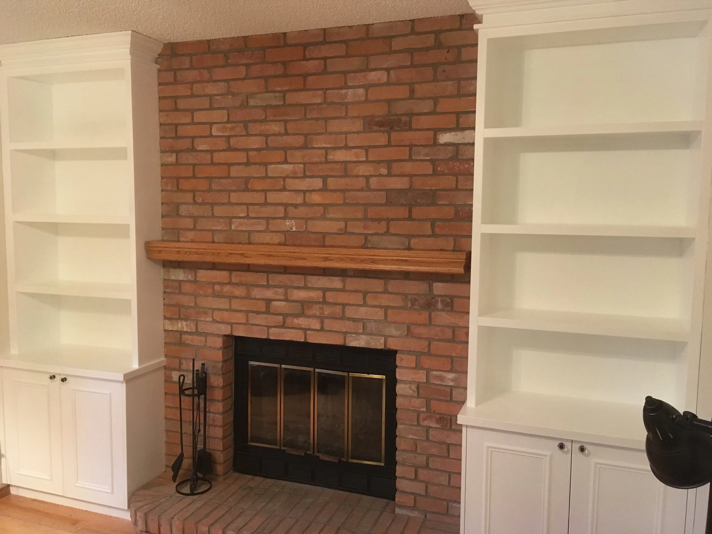 Flanagan Built In 2.JPG