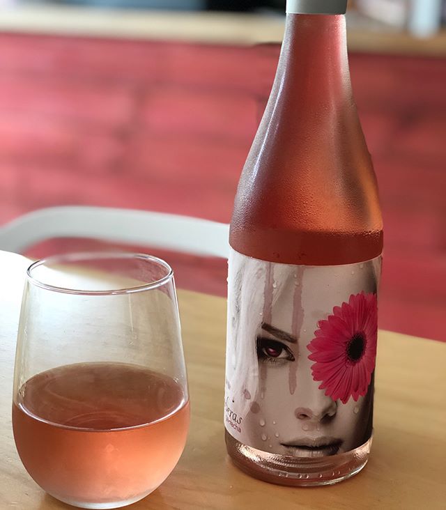 So this little beauty has your name on it! Rose from Spain is on the menu for tonight with Hot Club SRQ playing for our Friday night live music. 
#spain#winesfromspain#rosewine 
@aragonwine#garnacha
#foodie#wines#yummy#restaurants