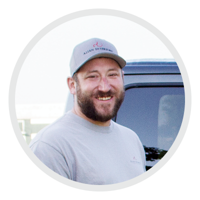 Keenan Johnston , Installer