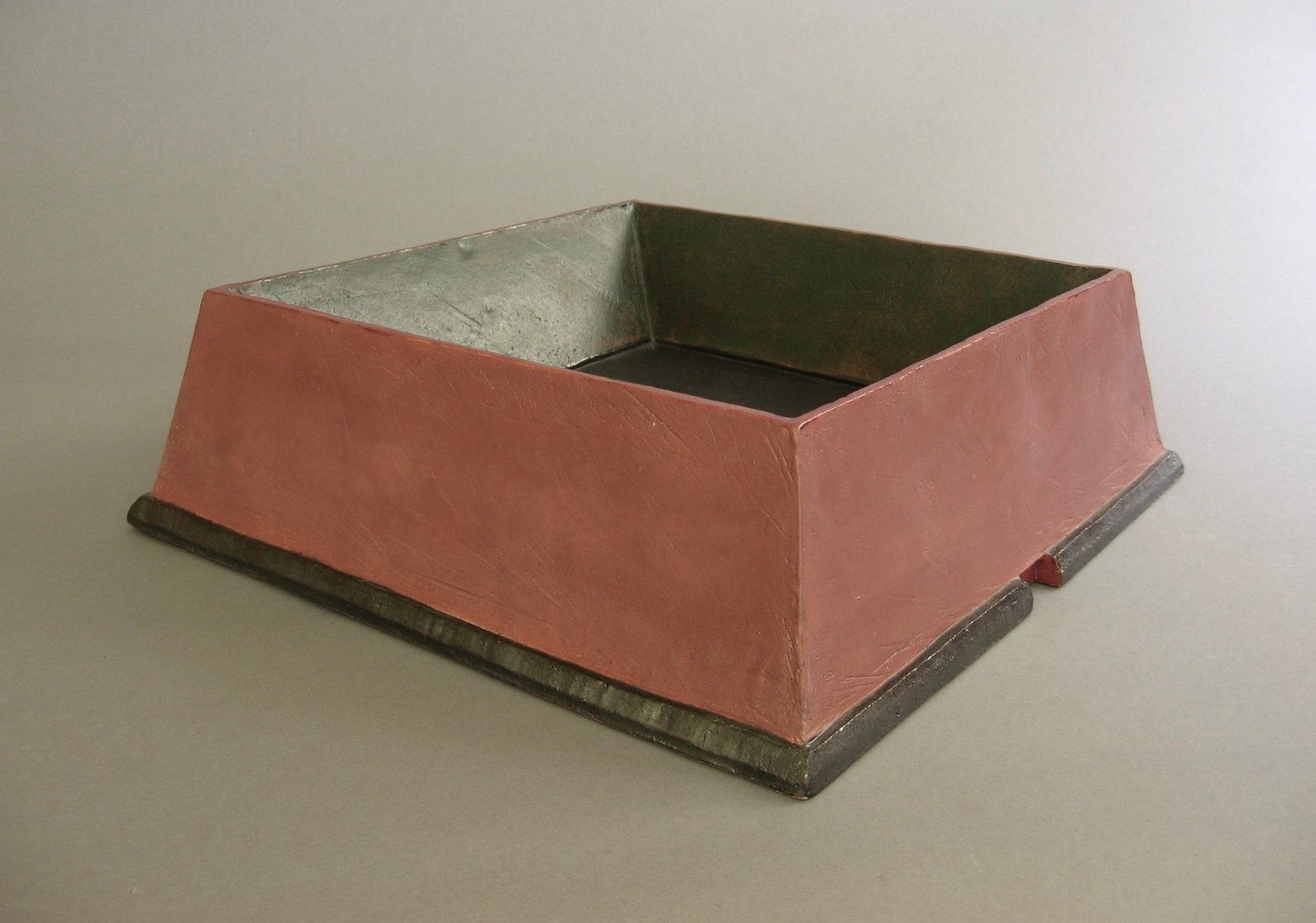 Structure 17, ceramic