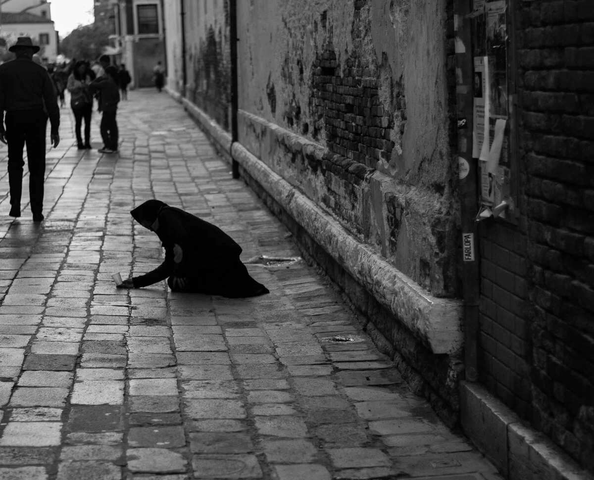 Homeless In Venice Jeremy Limerick Inkjet Printed on Hahnemuhle Paper 20” x 30” 1 of 3 Click image to enlarge ⦿ Inquire