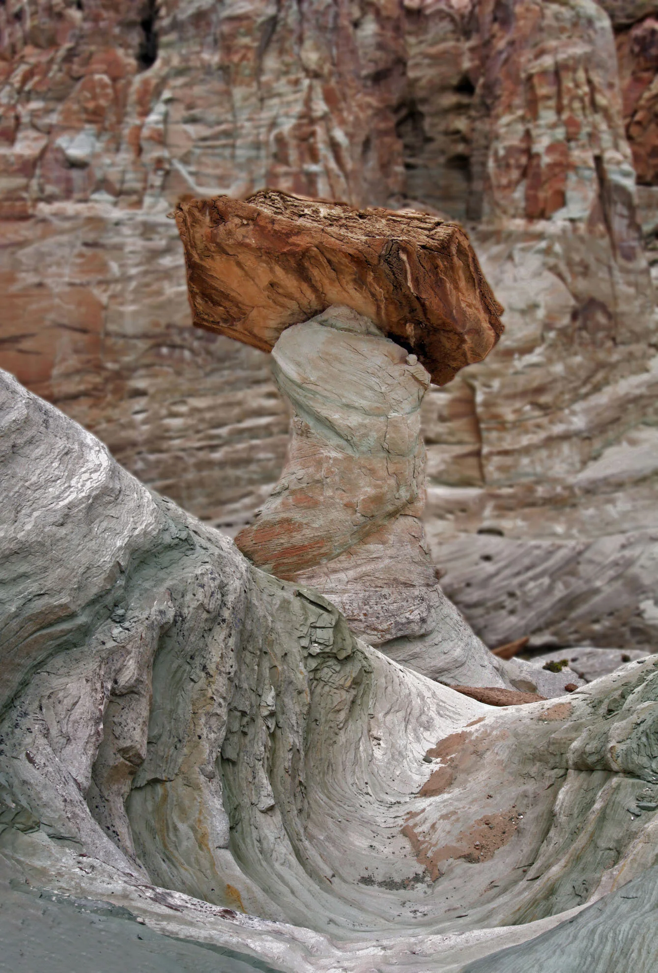 Stud Horse Point, Glen Canyon, Utah Gary Anthes Archival print 11 x 16.5 in. No. 1 in signed edition of six prints Click image to enlarge ⦿ Inquire