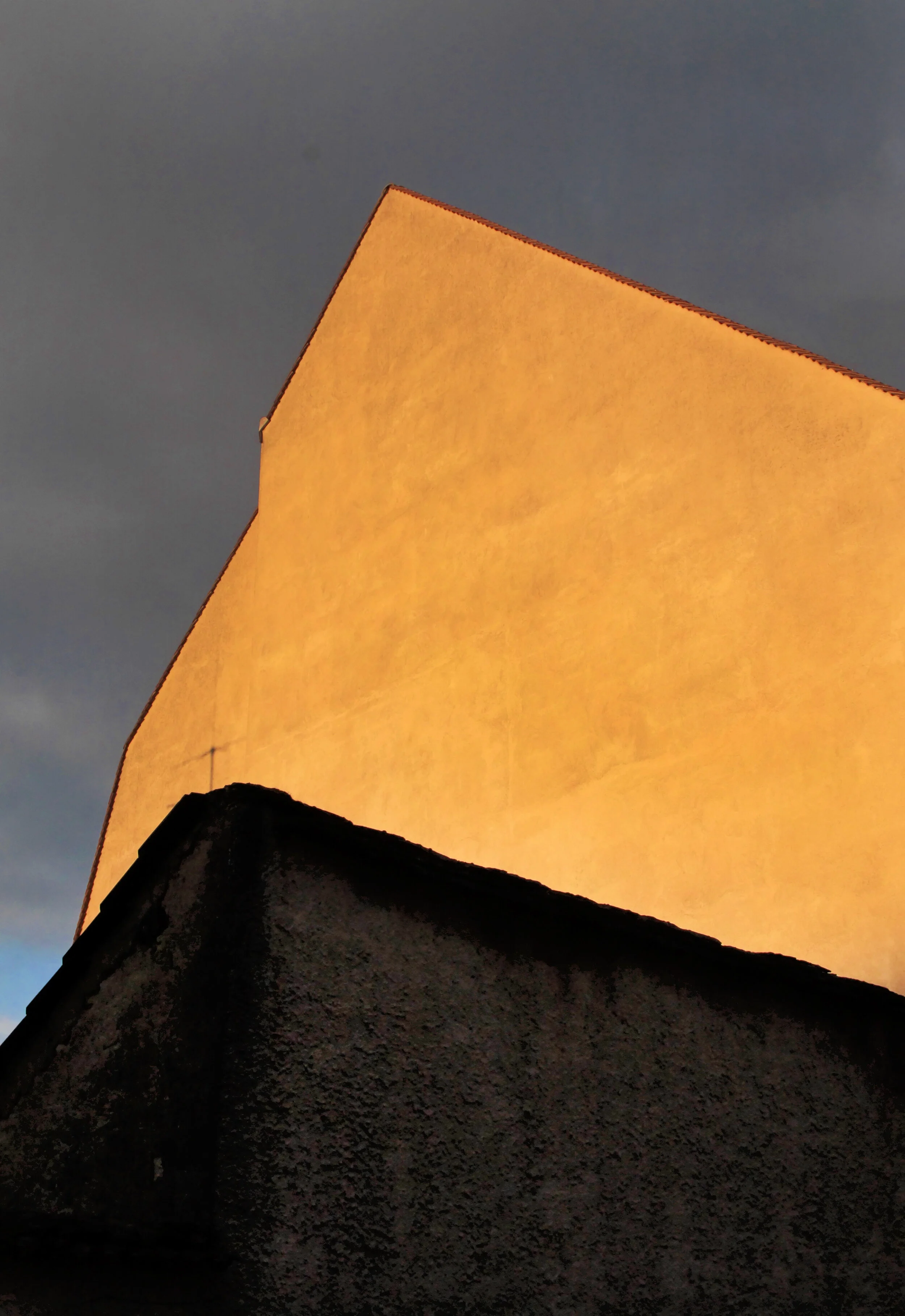 Beaune Bob Burgess Photograph Click image to enlarge ⦿ Inquire