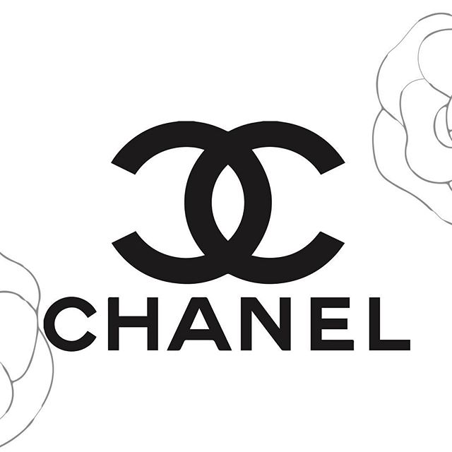 The Coco Chanel CC Logo
has been designed by Coco Chanel in person
in 1921 .
.
.
.

#gabriellechanel #cocochanel #mademoiselle #perfume #chanelparis #krata #chanelparfum #perfumeimportado #chanelbeauty #cocochanel #yourself #qotd #classy #fashion #qu