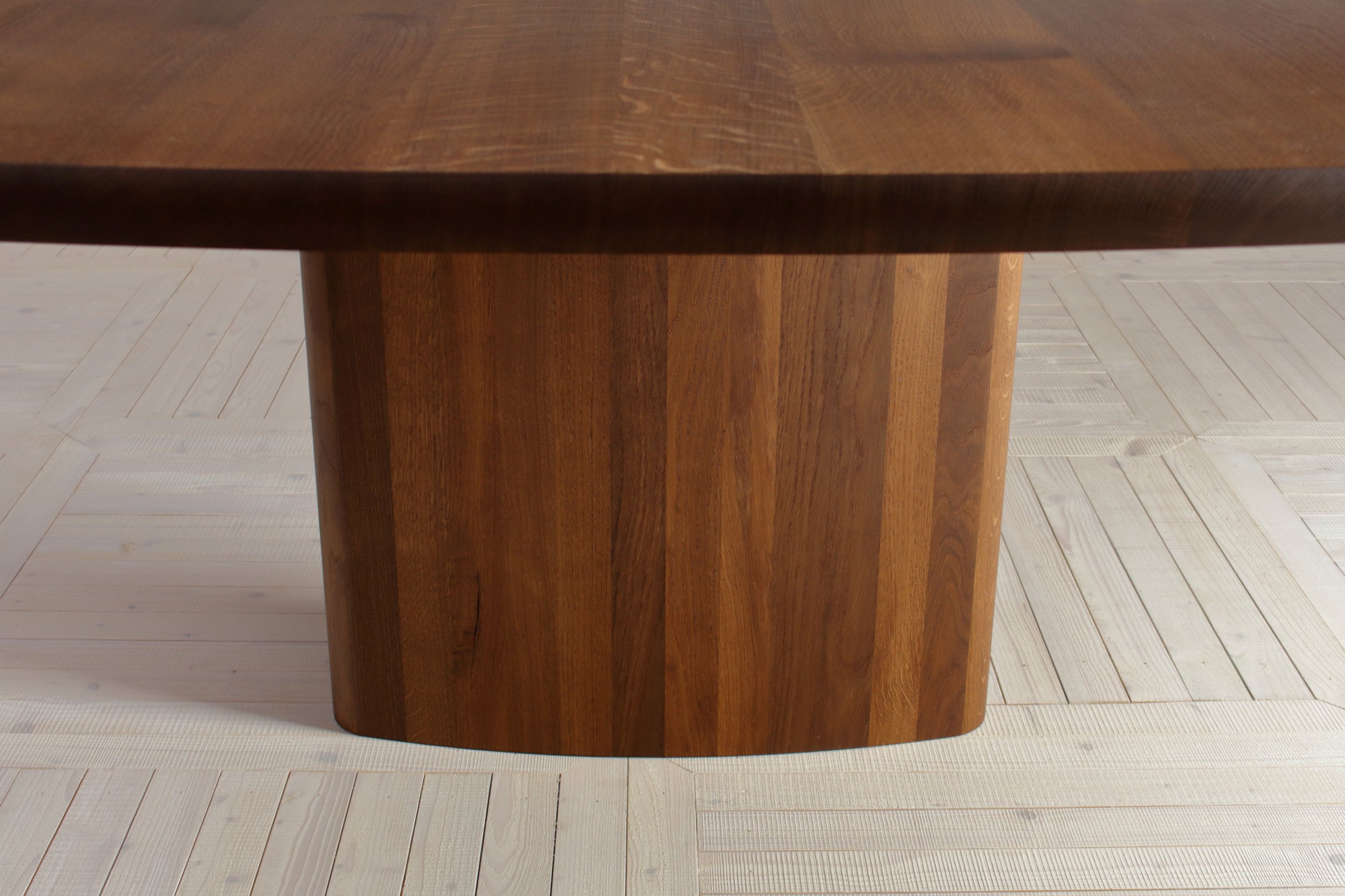 Byron & Gómez33Pippa dining table - Fumed Oak.jpg