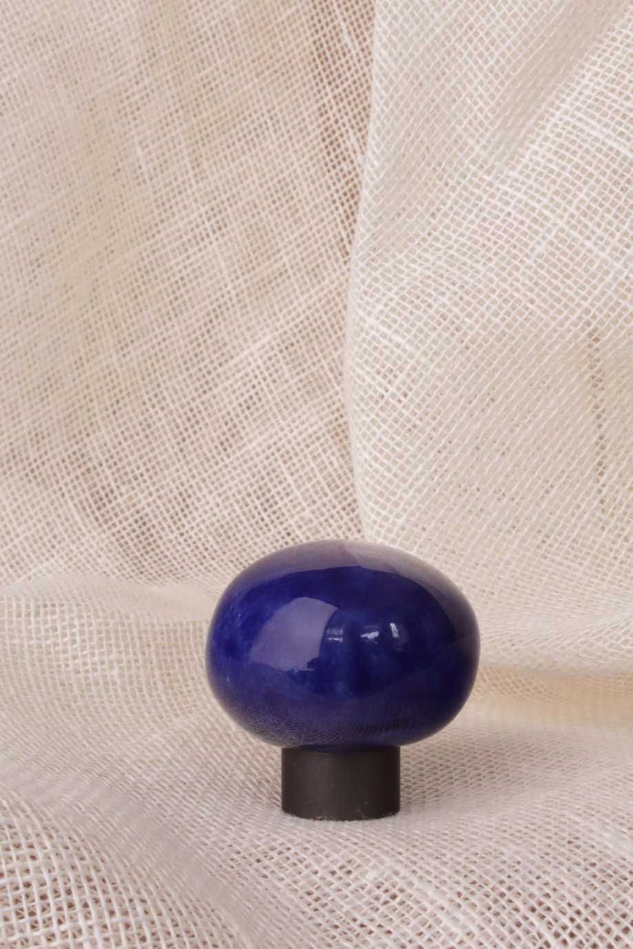 Byron & Gomez.pullhandle.blue9.jpg