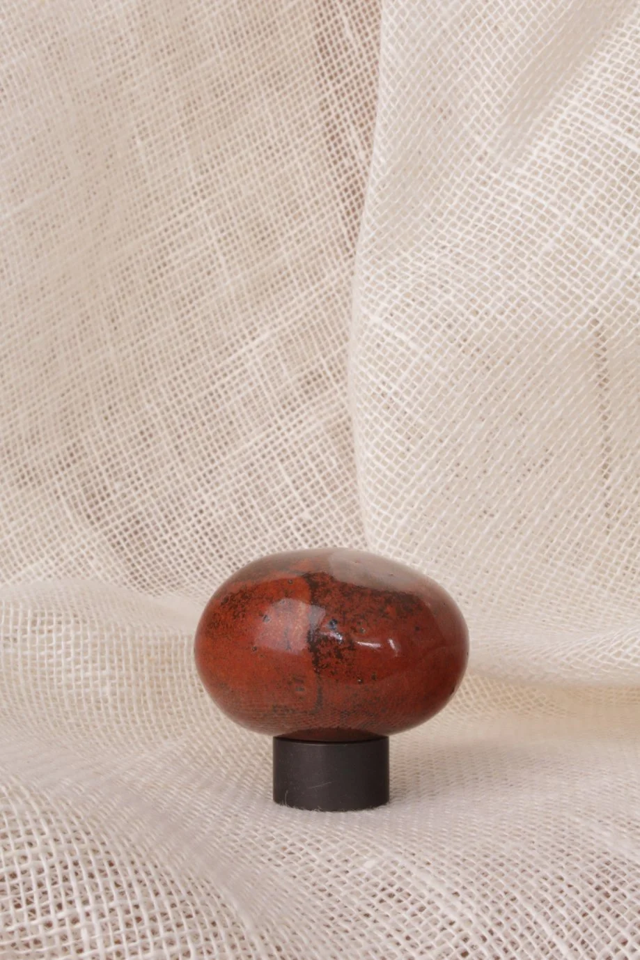 Byron & Gomez.pullhandle.rust10.jpg