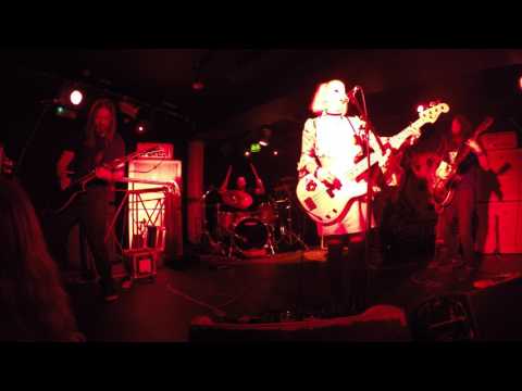 Brume - Tradewind Live at Desertfest London 2017 (Featuring members of Gurt)