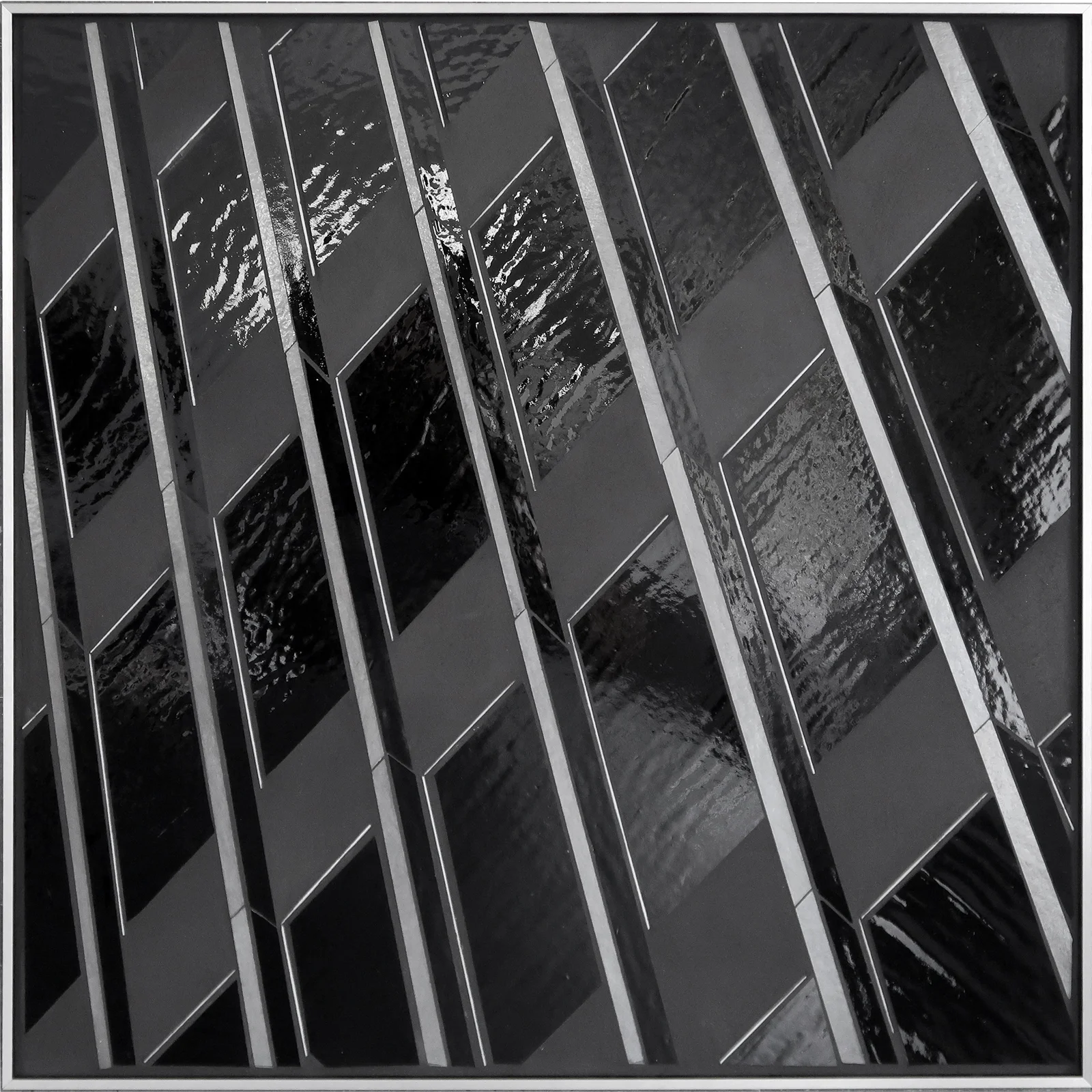 R1.24_mies_WEB.jpg
