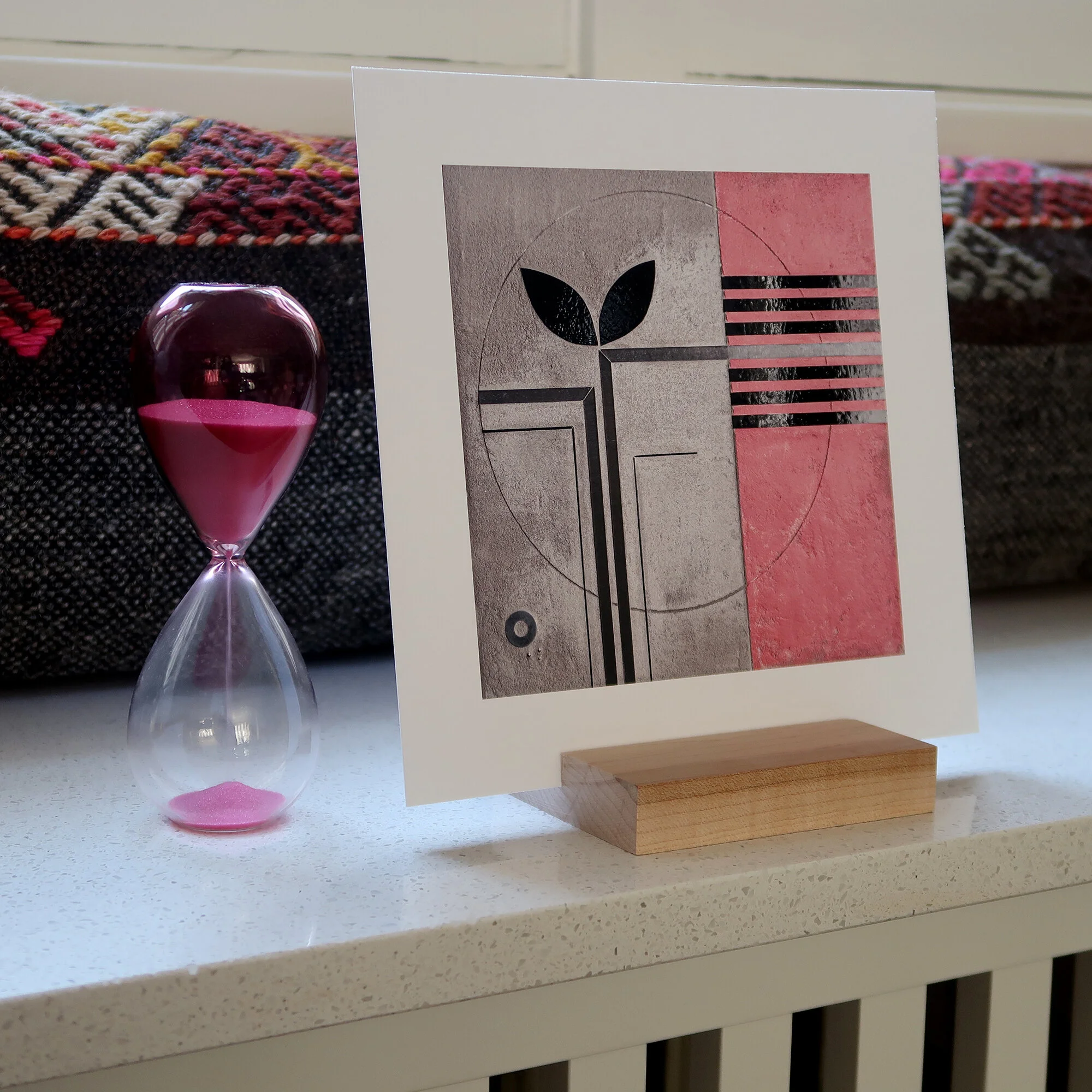 pink hour glass SQ_8346.jpg