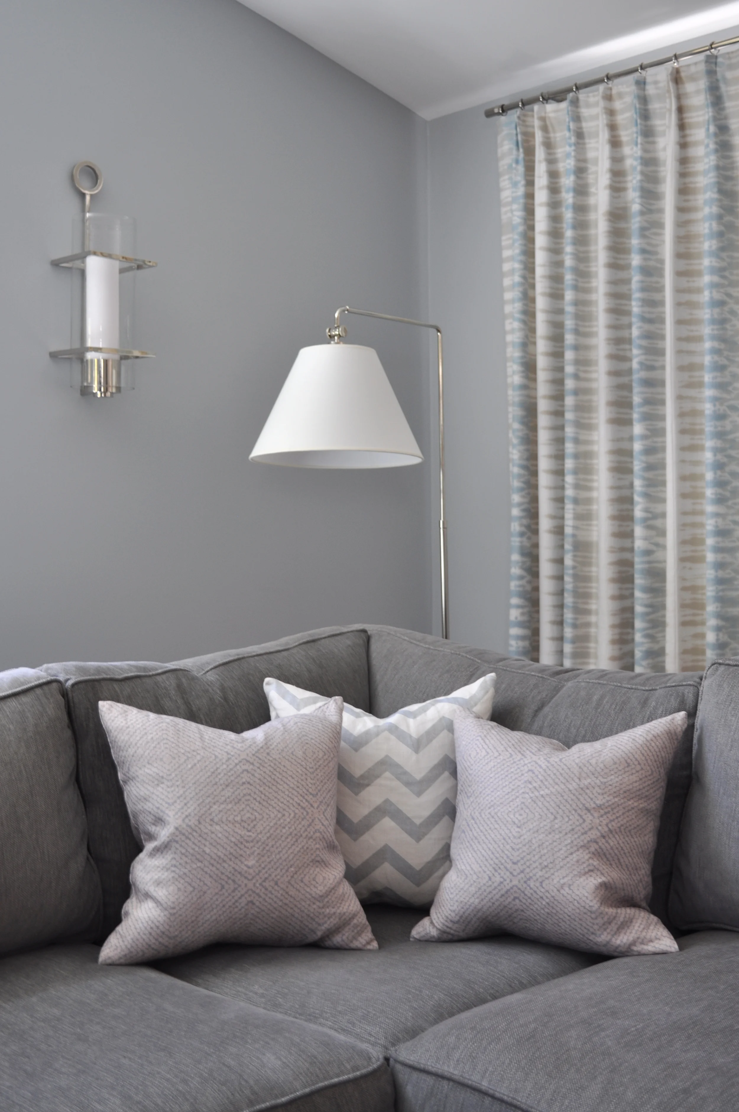 Mamaroneck NY_Contemporary Coastal Family Room_Custom Pillows_Kravet Fabric Custom Drapery_Ralph Lauren Standing Lamp_Interior Designer Kim A Mitchell_KAM DESIGN_2016_for Web.jpg