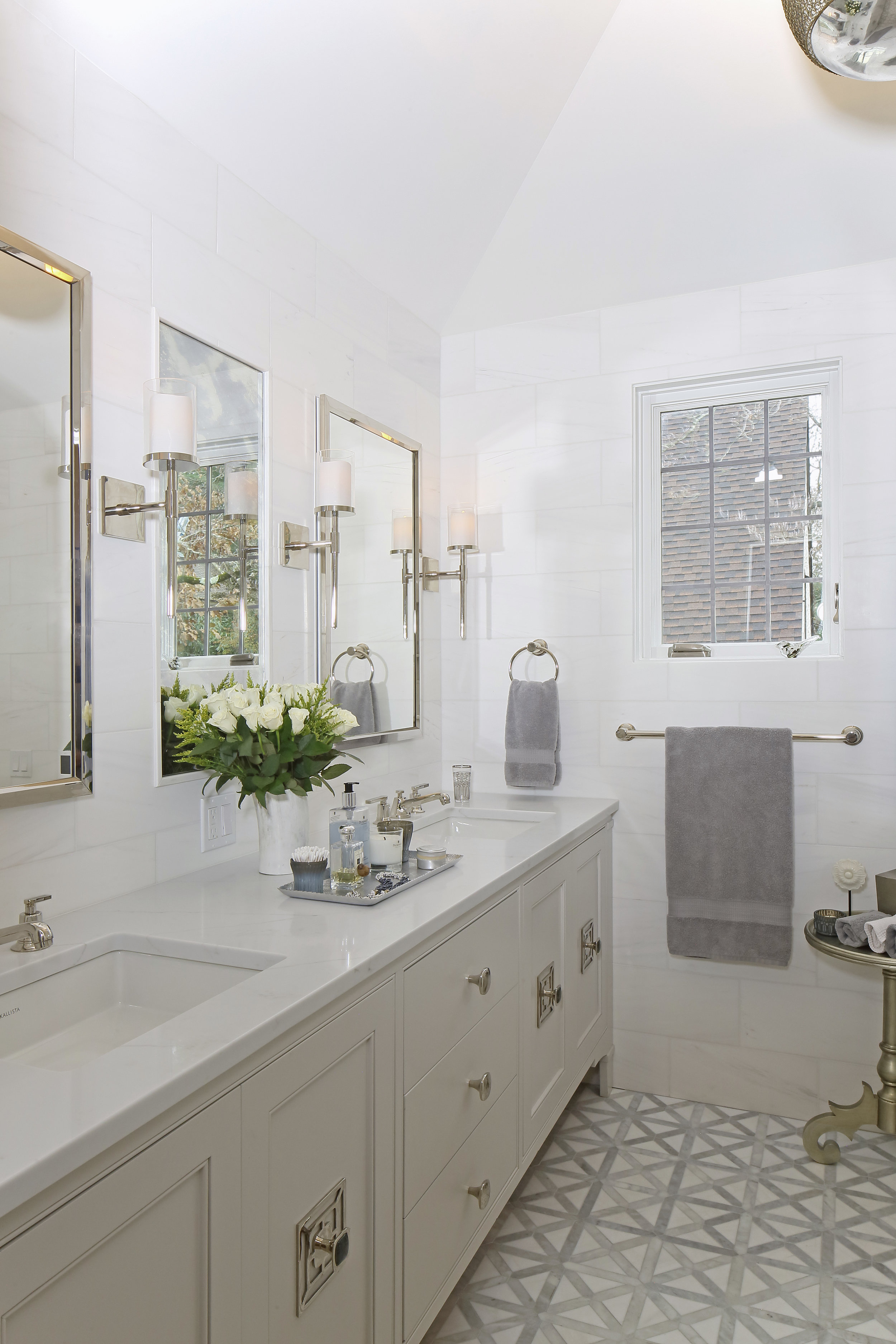 KAM DESIGN_Master Bath_Larchmont_2018_635a.jpg